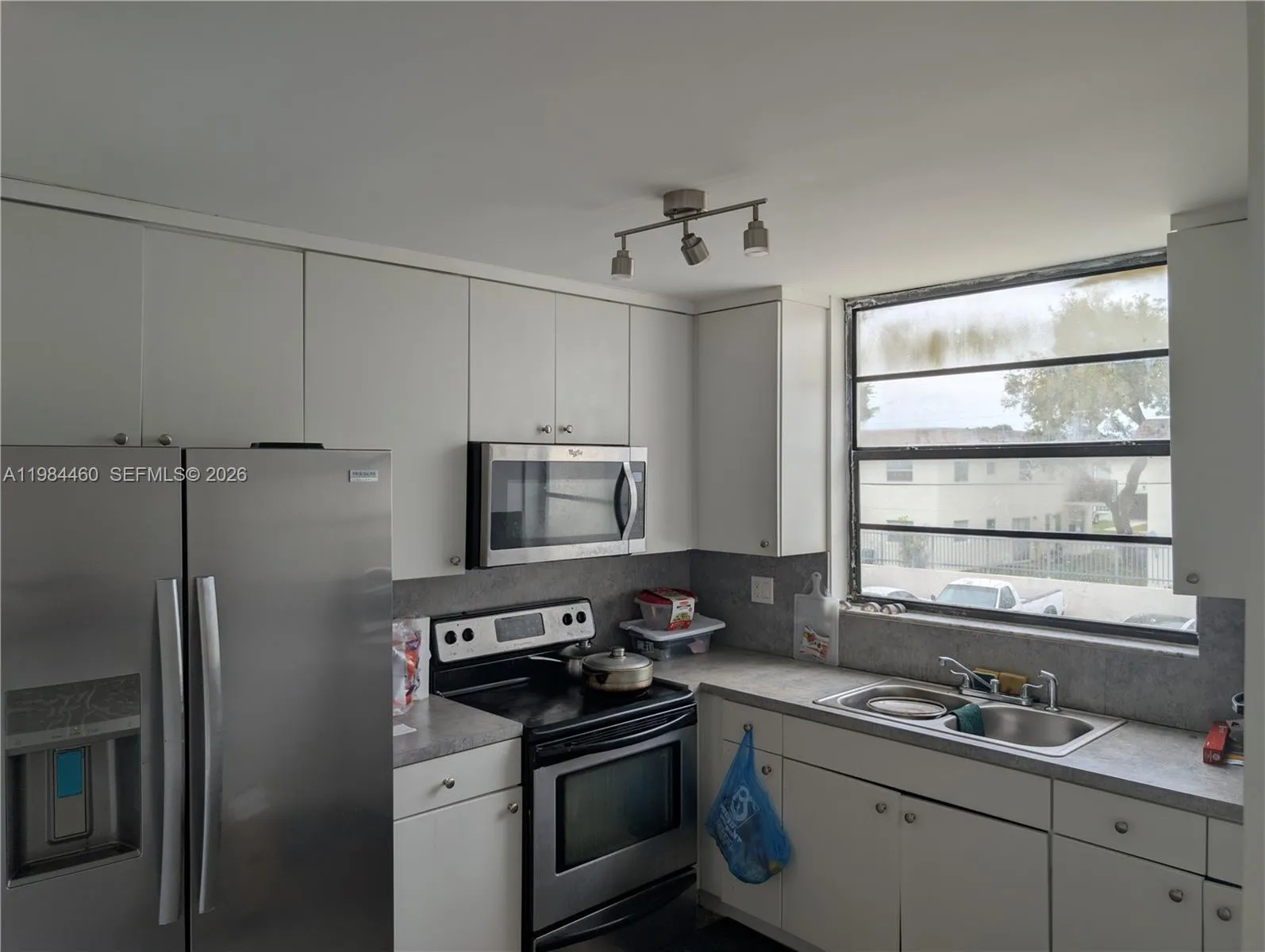 1788 Nw 55th Ave 203, Lauderhill, Florida 33313, Lauderhill, Florida 33313, 3 Bedrooms Bedrooms, ,2 BathroomsBathrooms,Residential Lease,For Rent,1788 Nw 55th Ave 203, Lauderhill, Florida 33313,A11984460