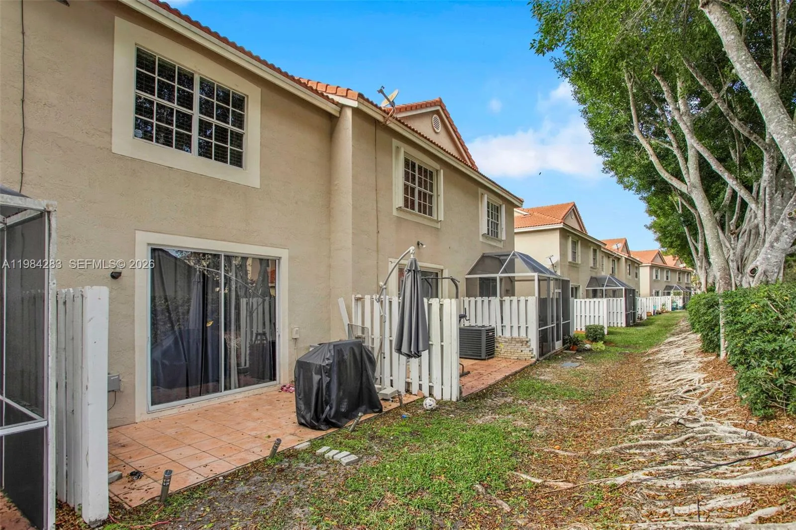 850 Sorrento Dr., Weston, Florida 33326, Weston, Florida 33326, 2 Bedrooms Bedrooms, ,1 BathroomBathrooms,Residential,For Sale,850 Sorrento Dr., Weston, Florida 33326,A11984283