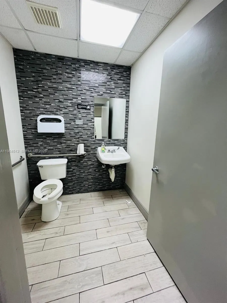 6101 W Atlantic Blvd 102, Margate, Florida 33063, Margate, Florida 33063, ,Commercial Lease,For Rent,6101 W Atlantic Blvd 102, Margate, Florida 33063,A11984512