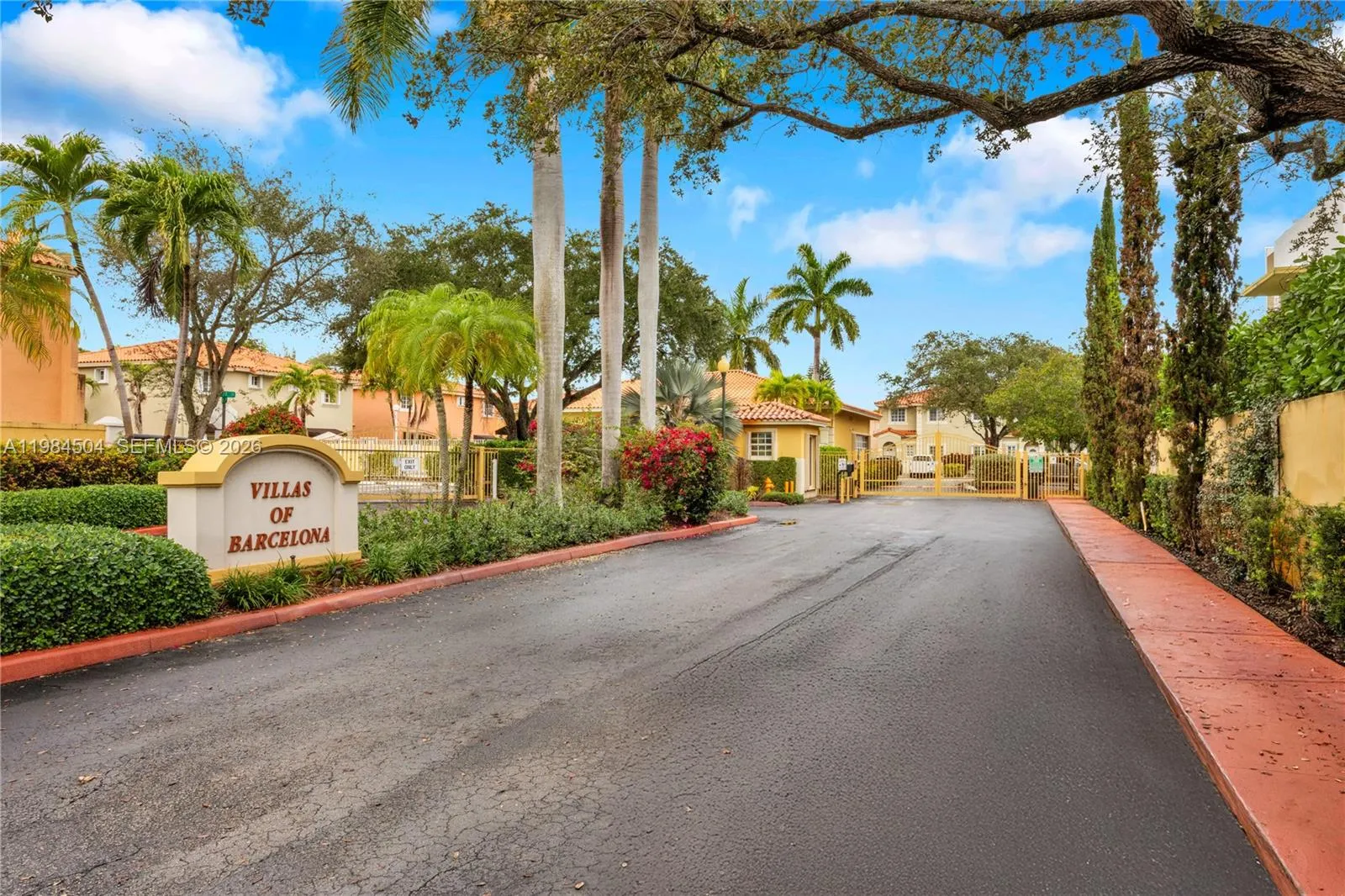 7773 Sw 94th Ln, Miami, Florida 33156, Miami, Florida 33156, 2 Bedrooms Bedrooms, ,3 BathroomsBathrooms,Residential,For Sale,7773 Sw 94th Ln, Miami, Florida 33156,A11984504