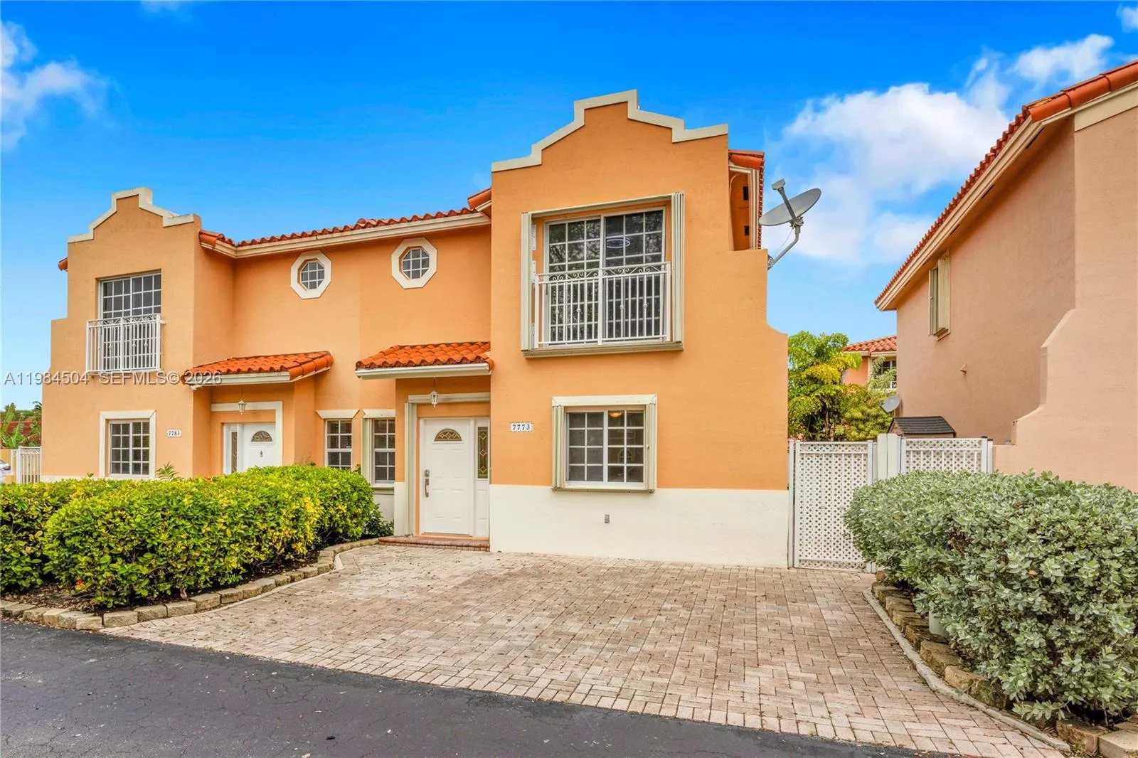 7773 Sw 94th Ln, Miami, Florida 33156, Miami, Florida 33156, 2 Bedrooms Bedrooms, ,3 BathroomsBathrooms,Residential,For Sale,7773 Sw 94th Ln, Miami, Florida 33156,A11984504