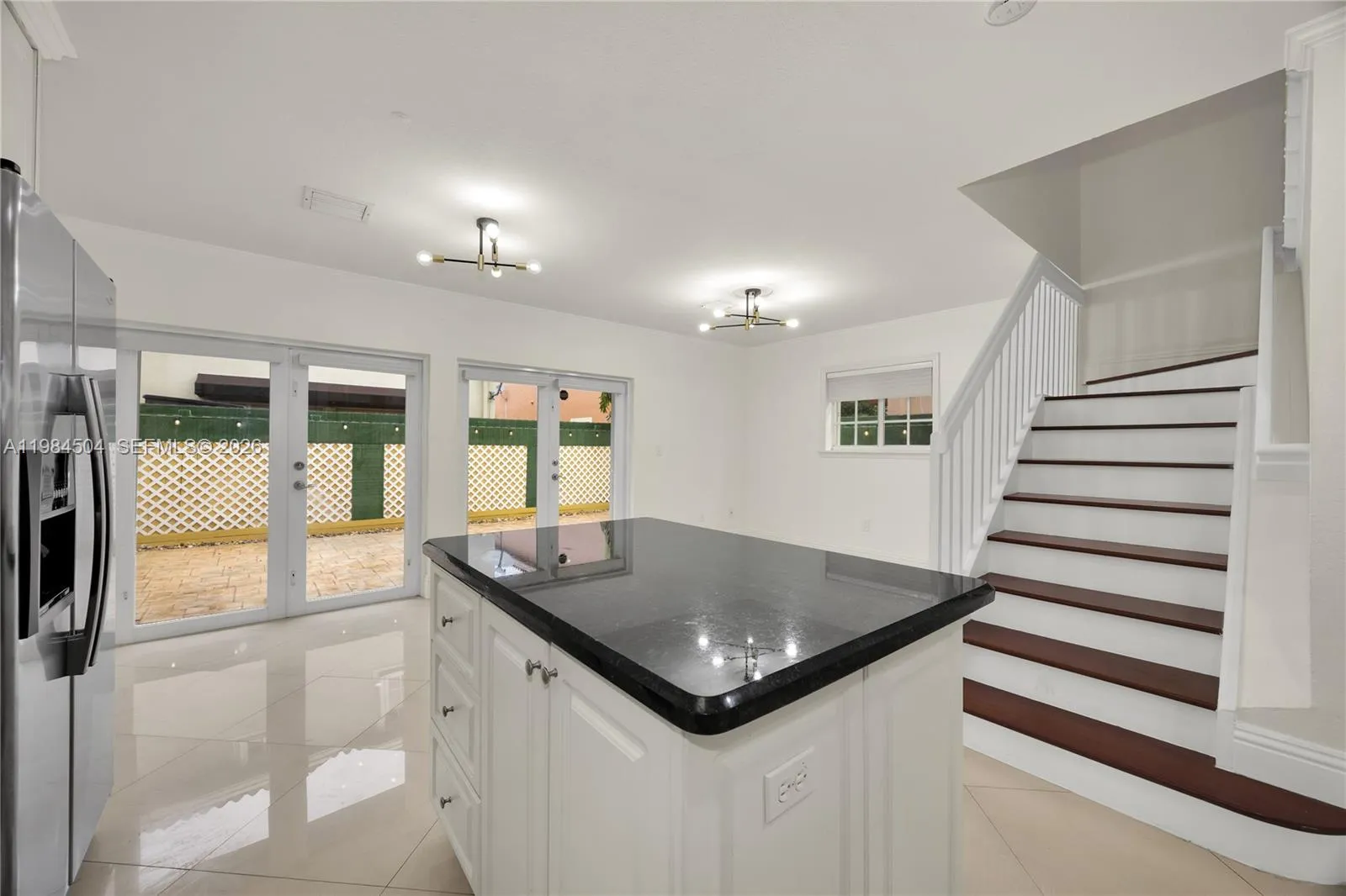 7773 Sw 94th Ln, Miami, Florida 33156, Miami, Florida 33156, 2 Bedrooms Bedrooms, ,3 BathroomsBathrooms,Residential,For Sale,7773 Sw 94th Ln, Miami, Florida 33156,A11984504