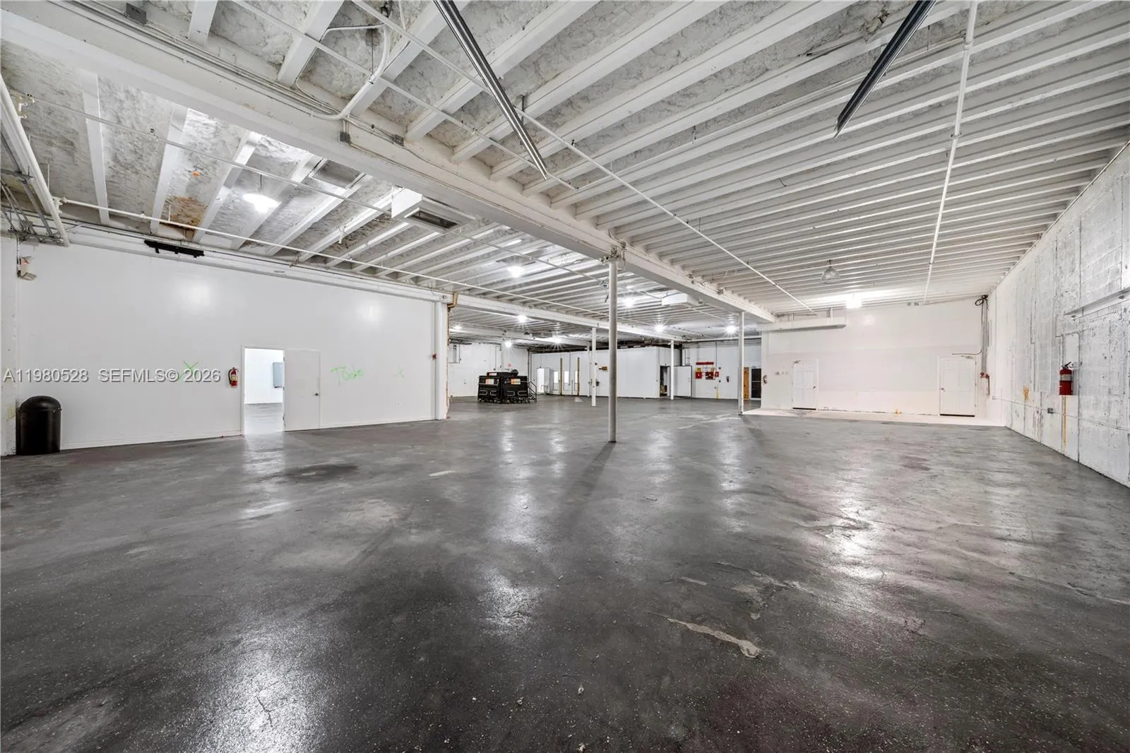 2585 Nw 21st Ter, Miami, Florida 33142, Miami, Florida 33142, ,Commercial Lease,For Rent,2585 Nw 21st Ter, Miami, Florida 33142,A11980528