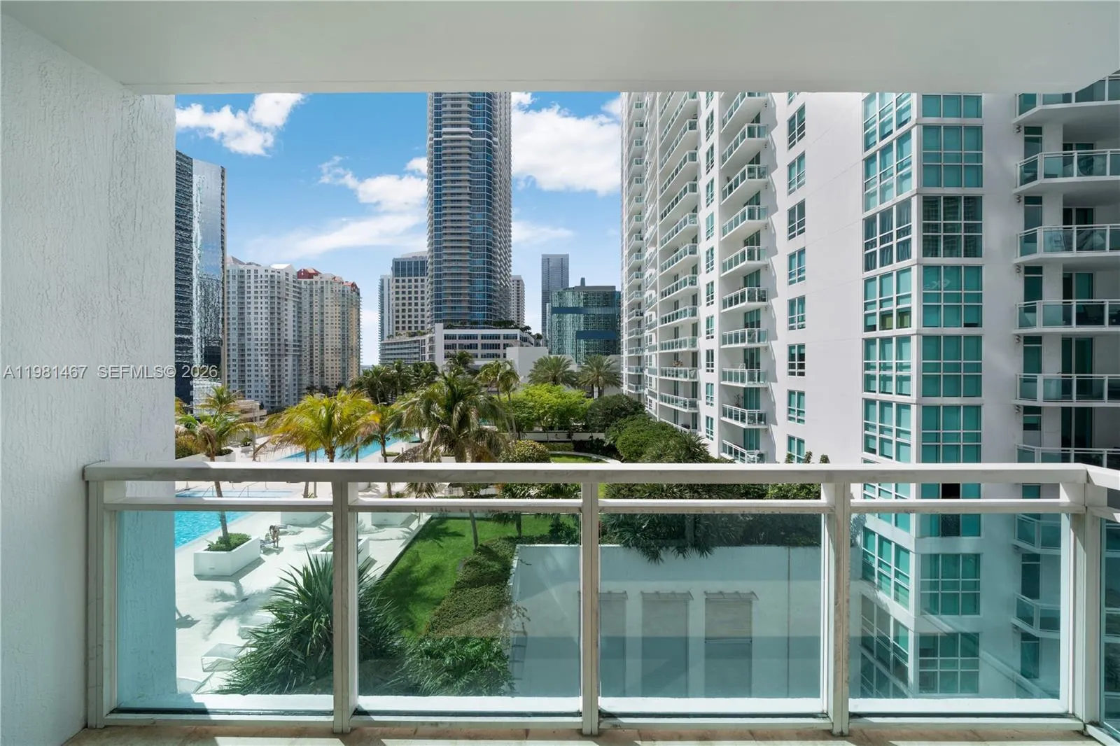 950 Brickell Bay Dr 1403, Miami, Florida 33131, Miami, Florida 33131, 1 Bedroom Bedrooms, ,1 BathroomBathrooms,Residential Lease,For Rent,950 Brickell Bay Dr 1403, Miami, Florida 33131,A11981467