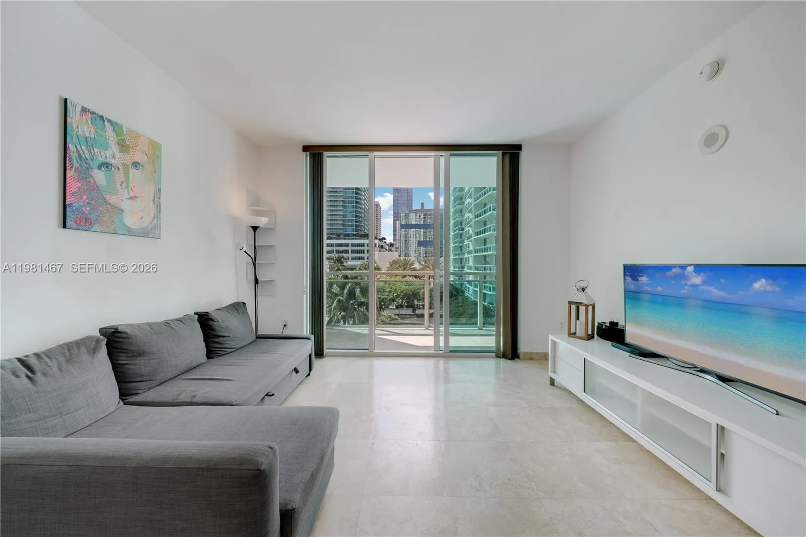 950 Brickell Bay Dr 1403, Miami, Florida 33131, Miami, Florida 33131, 1 Bedroom Bedrooms, ,1 BathroomBathrooms,Residential Lease,For Rent,950 Brickell Bay Dr 1403, Miami, Florida 33131,A11981467