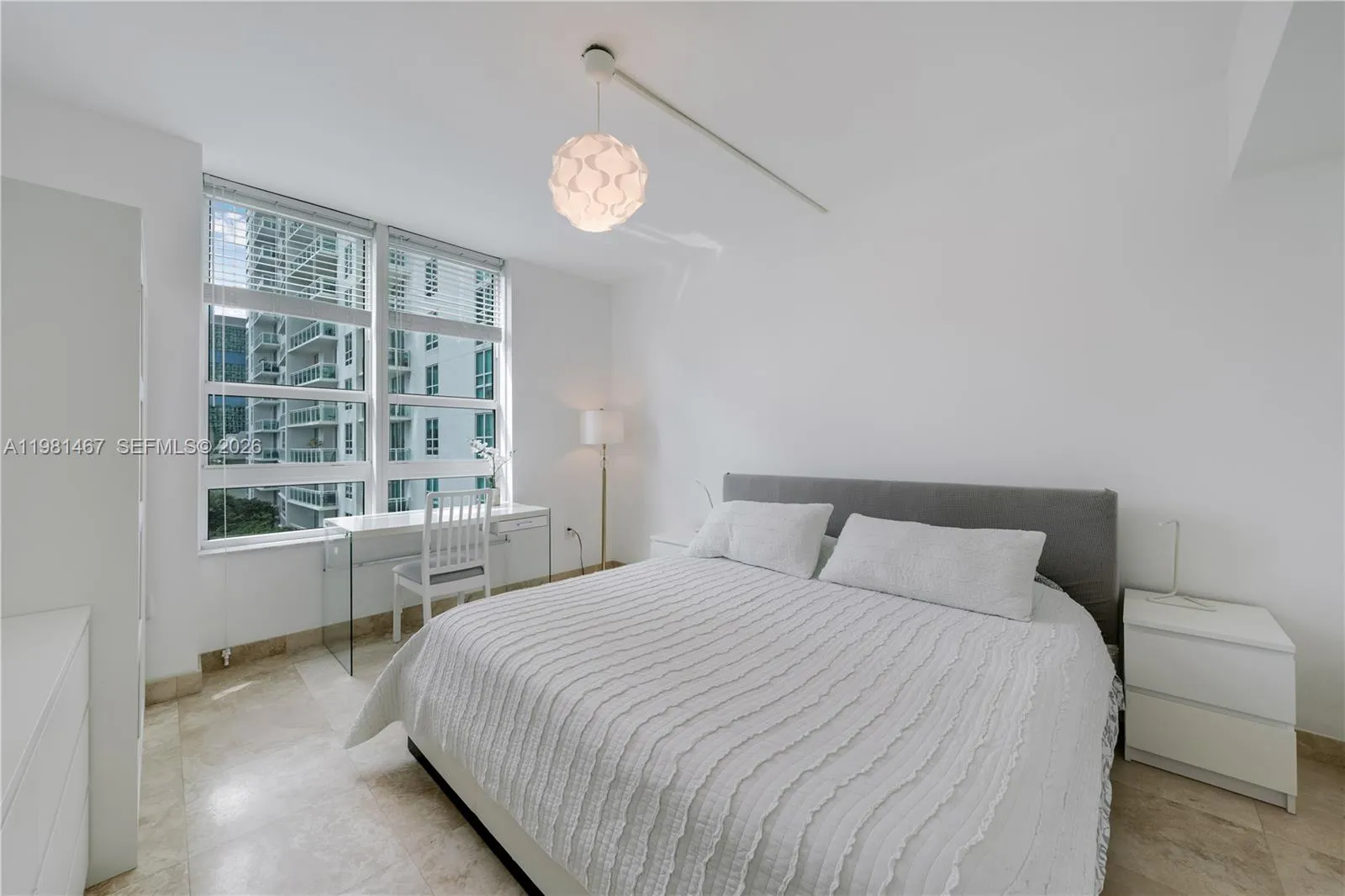 950 Brickell Bay Dr 1403, Miami, Florida 33131, Miami, Florida 33131, 1 Bedroom Bedrooms, ,1 BathroomBathrooms,Residential Lease,For Rent,950 Brickell Bay Dr 1403, Miami, Florida 33131,A11981467