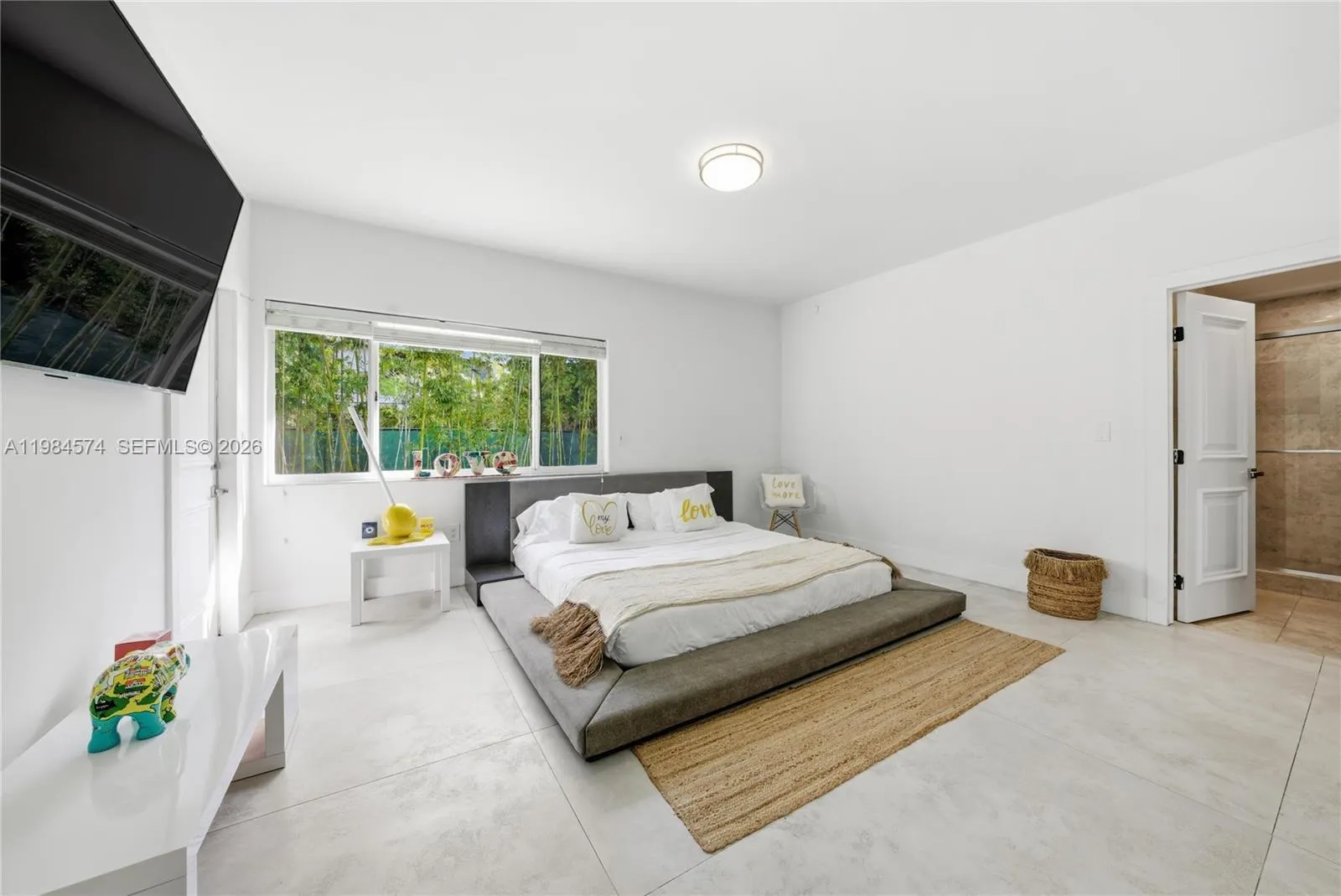 3401 Ne 165th St, North Miami Beach, Florida 33160, North Miami Beach, Florida 33160, 6 Bedrooms Bedrooms, ,5 BathroomsBathrooms,Residential Lease,For Rent,3401 Ne 165th St, North Miami Beach, Florida 33160,A11984574