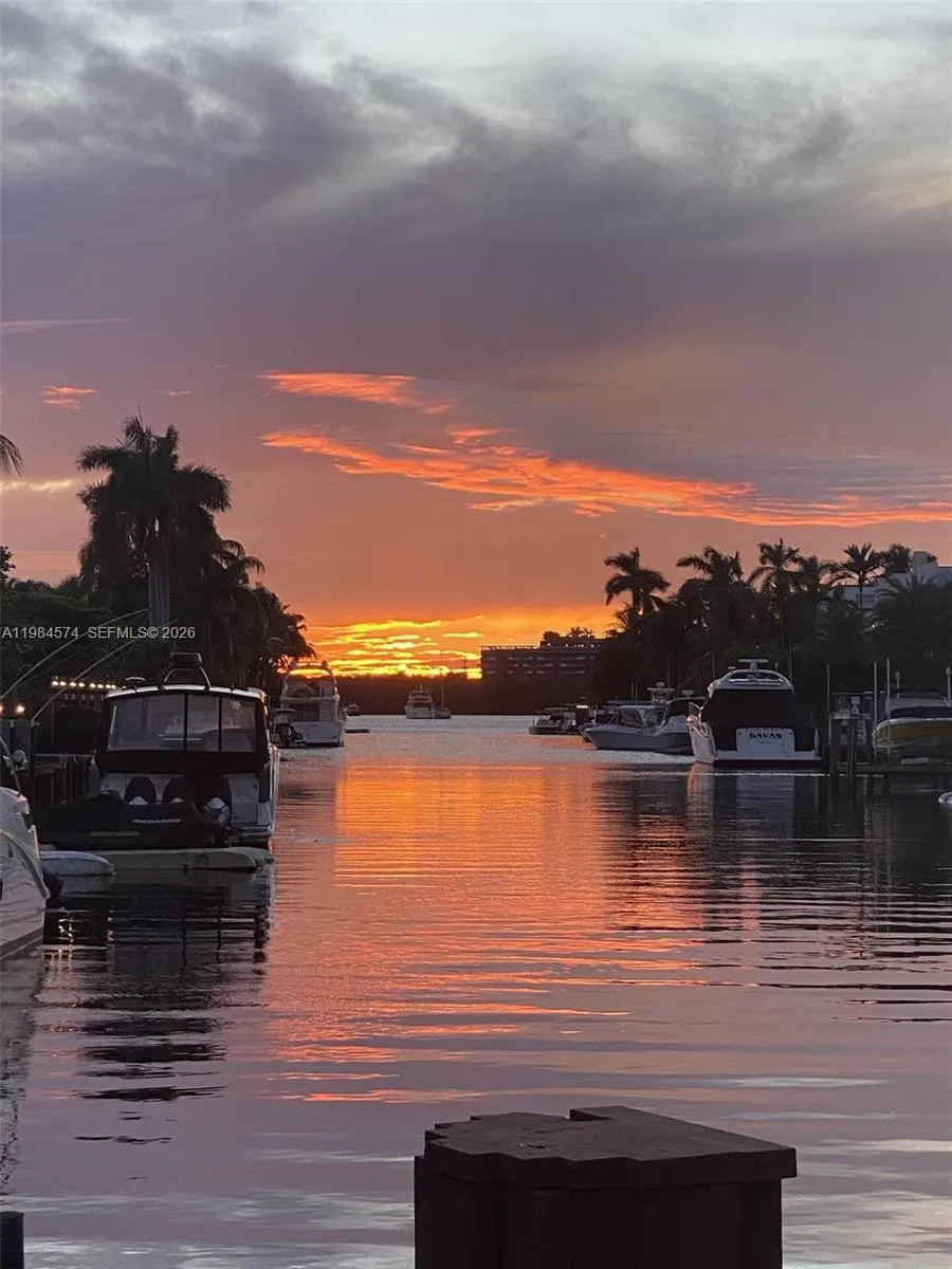 3401 Ne 165th St, North Miami Beach, Florida 33160, North Miami Beach, Florida 33160, 6 Bedrooms Bedrooms, ,5 BathroomsBathrooms,Residential Lease,For Rent,3401 Ne 165th St, North Miami Beach, Florida 33160,A11984574