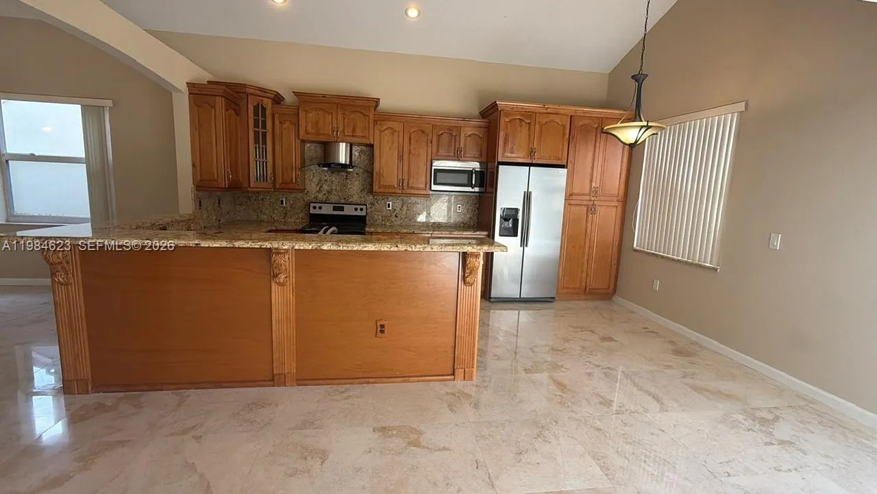 Coral Springs, Florida 33071, 4 Bedrooms Bedrooms, ,3 BathroomsBathrooms,Residential Lease,For Rent,A11984623