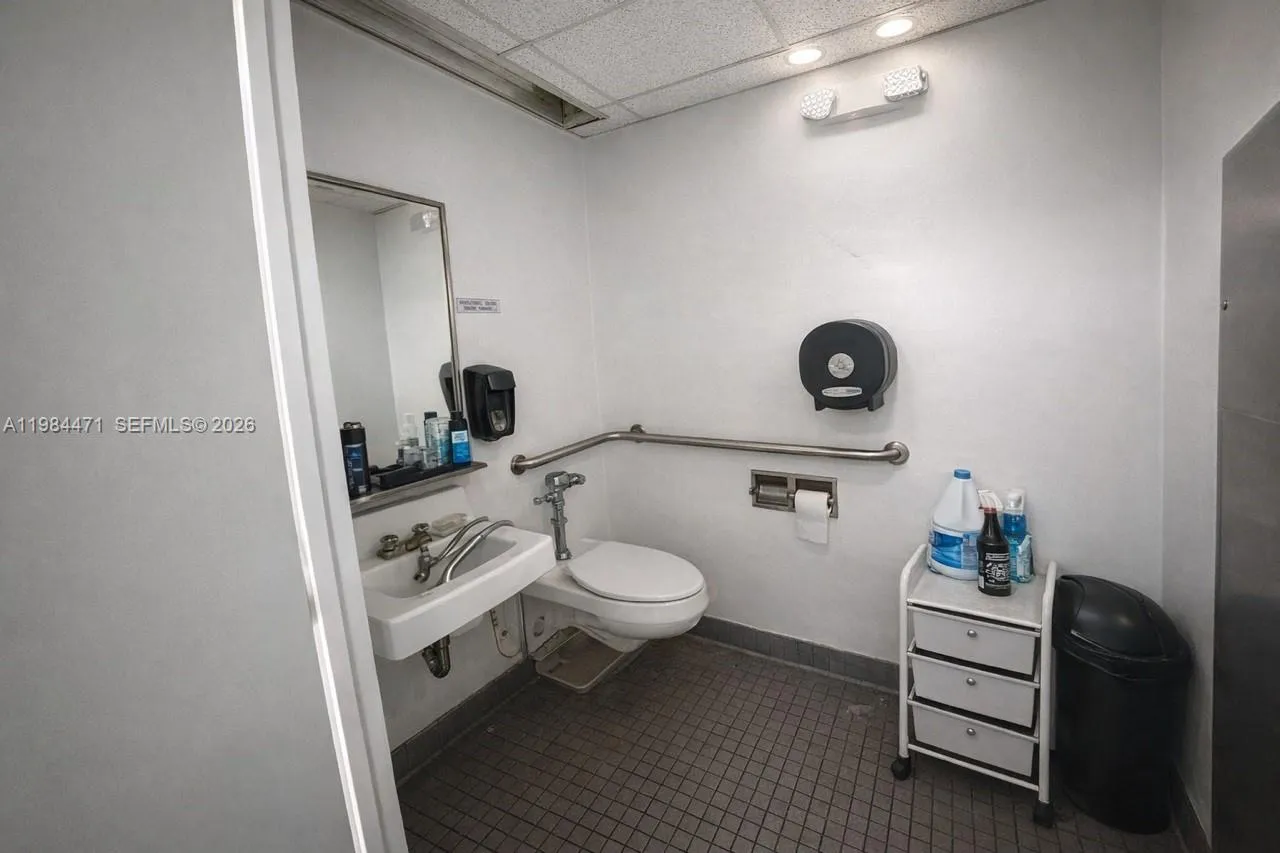 Fort Lauderdale, Florida 33311, ,Business Opportunity,For Sale,A11984471