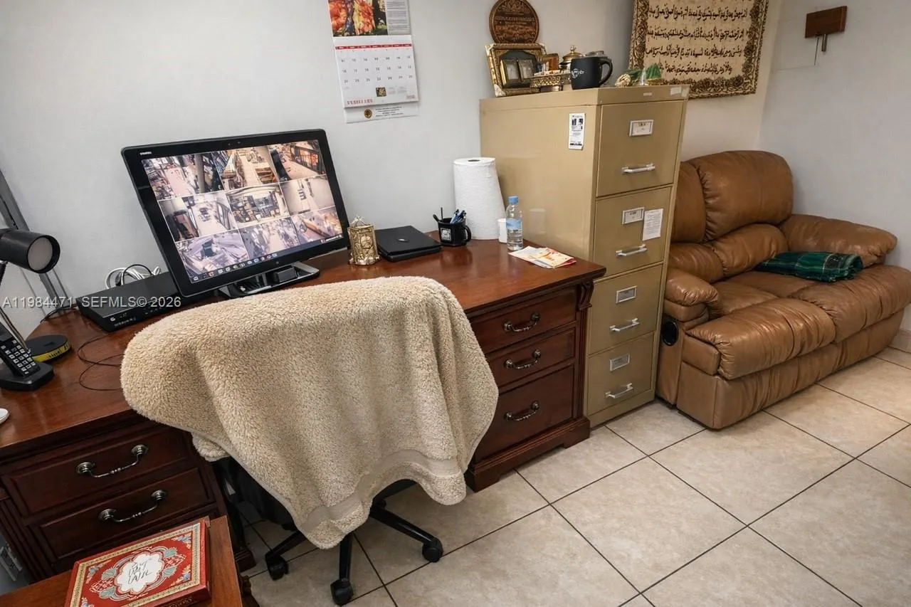 Fort Lauderdale, Florida 33311, ,Business Opportunity,For Sale,A11984471