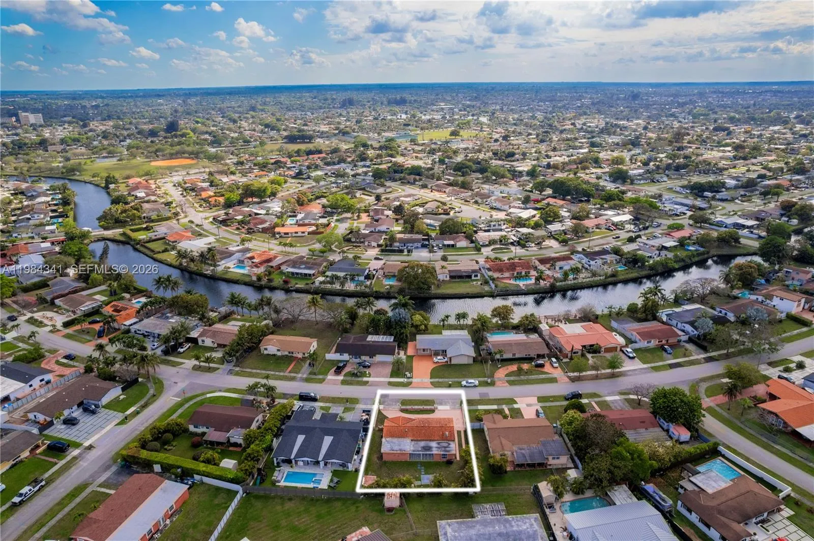 2791 Village Green Dr, Miami, Florida 33175, Miami, Florida 33175, 4 Bedrooms Bedrooms, ,2 BathroomsBathrooms,Residential,For Sale,2791 Village Green Dr, Miami, Florida 33175,A11984341