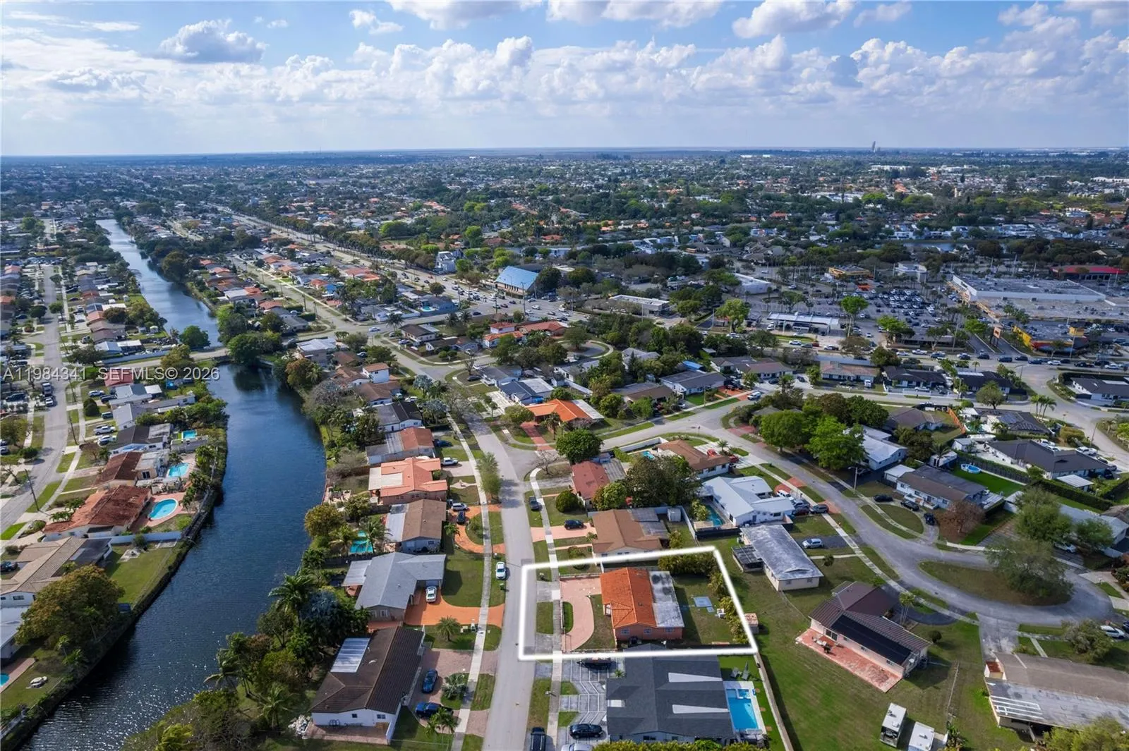 2791 Village Green Dr, Miami, Florida 33175, Miami, Florida 33175, 4 Bedrooms Bedrooms, ,2 BathroomsBathrooms,Residential,For Sale,2791 Village Green Dr, Miami, Florida 33175,A11984341