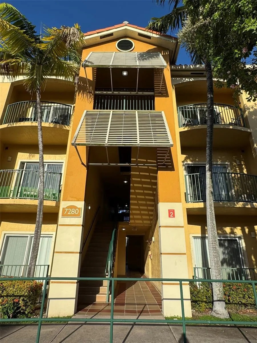 7280 Nw 114th Ave 101-8, Doral, Florida 33178, Doral, Florida 33178, 2 Bedrooms Bedrooms, ,2 BathroomsBathrooms,Residential Lease,For Rent,7280 Nw 114th Ave 101-8, Doral, Florida 33178,A11984632