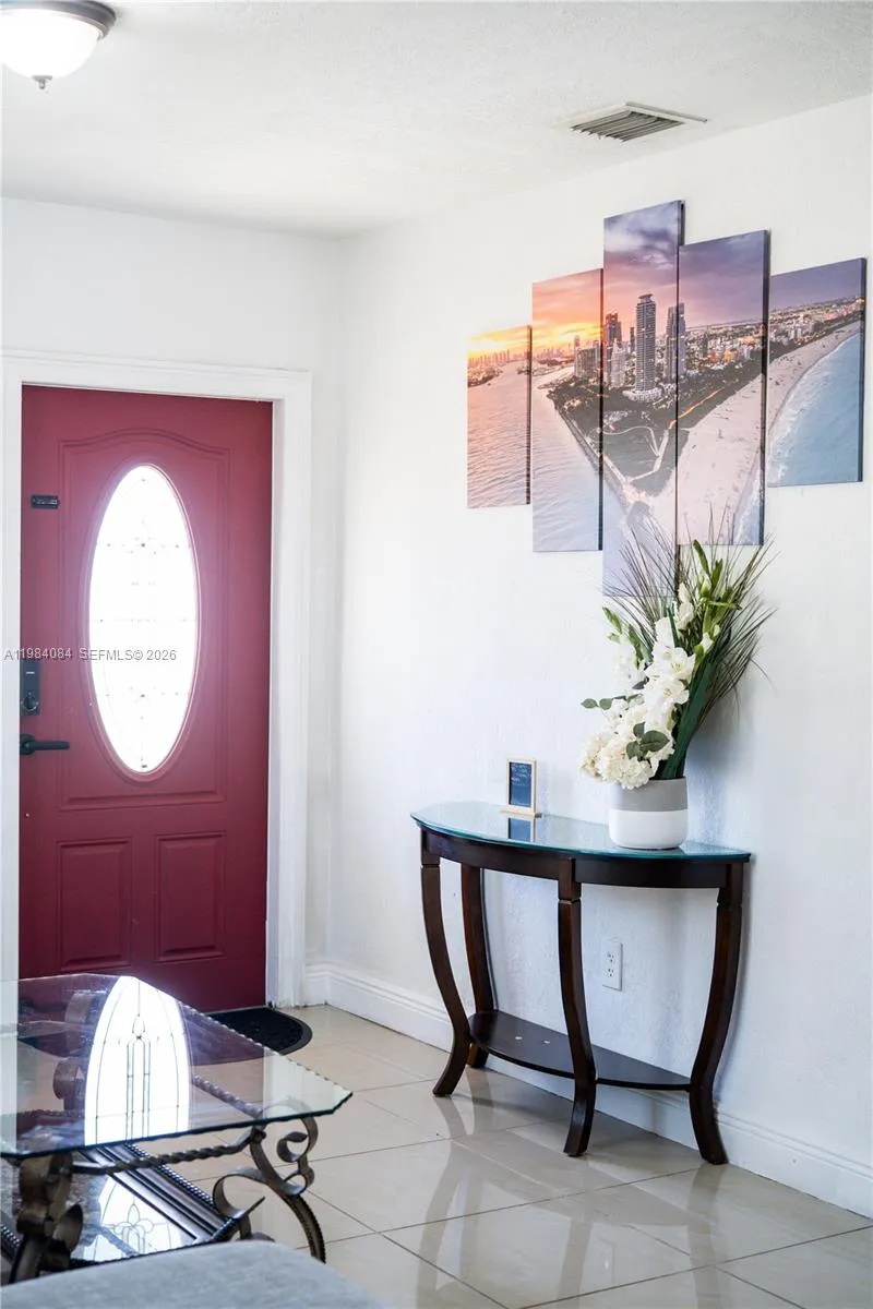 690 E 10th Ave Front, Hialeah, Florida 33010, Hialeah, Florida 33010, 3 Bedrooms Bedrooms, ,1 BathroomBathrooms,Residential Lease,For Rent,690 E 10th Ave Front, Hialeah, Florida 33010,A11984084