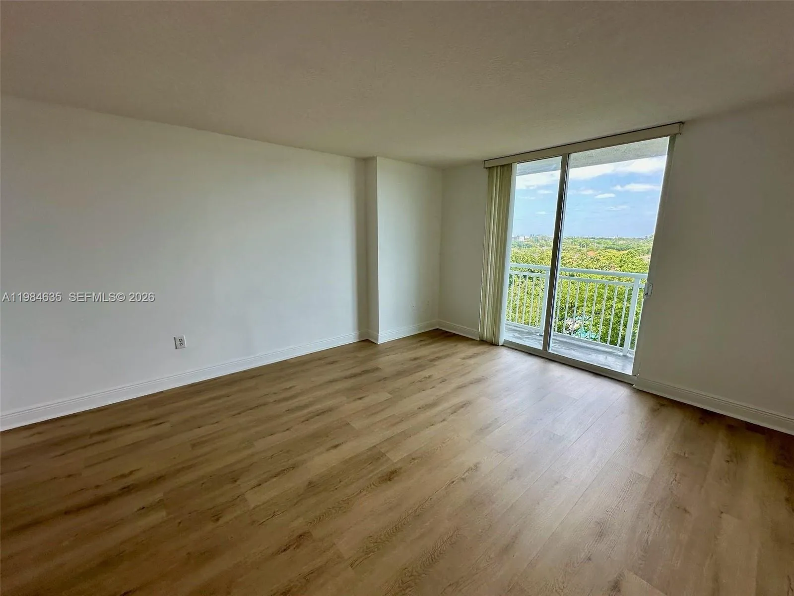 Miami, Florida 33145, 1 Bedroom Bedrooms, ,1 BathroomBathrooms,Residential Lease,For Rent,A11984635