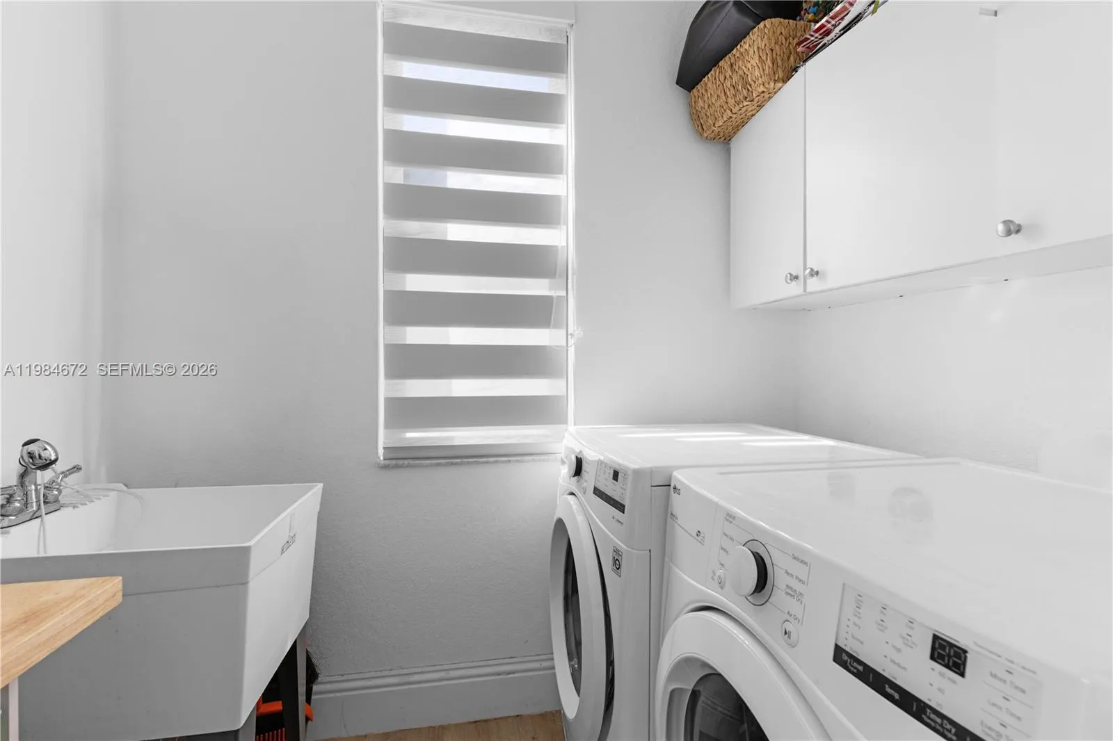 1479 Sw 159th Ter, Pembroke Pines, Florida 33027, Pembroke Pines, Florida 33027, 4 Bedrooms Bedrooms, ,3 BathroomsBathrooms,Residential,For Sale,1479 Sw 159th Ter, Pembroke Pines, Florida 33027,A11984672