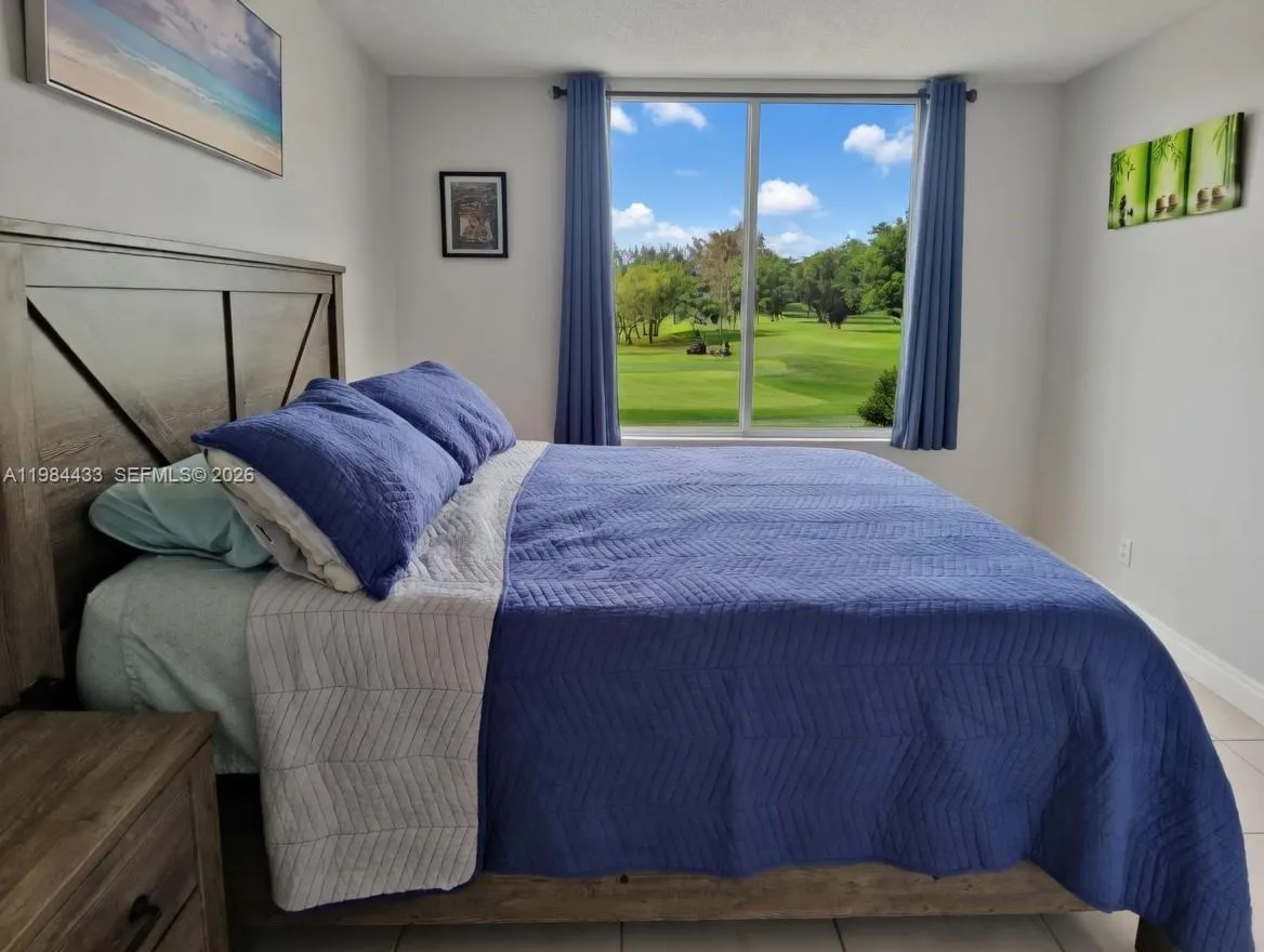 8900 Washington Blvd 415, Pembroke Pines, Florida, Pembroke Pines, Florida 33025, 1 Bedroom Bedrooms, ,1 BathroomBathrooms,Residential,For Sale,8900 Washington Blvd 415, Pembroke Pines, Florida ,A11984433