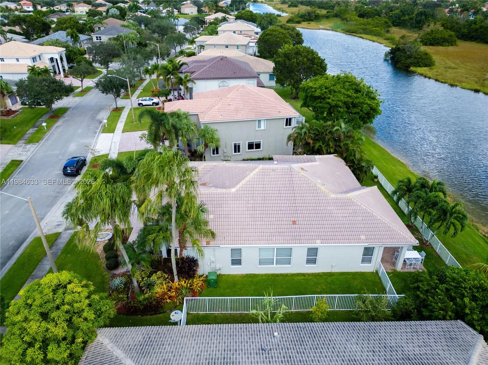 903 Nw 167th Ave, Pembroke Pines, Florida 33028, Pembroke Pines, Florida 33028, 4 Bedrooms Bedrooms, ,2 BathroomsBathrooms,Residential Lease,For Rent,903 Nw 167th Ave, Pembroke Pines, Florida 33028,A11984633