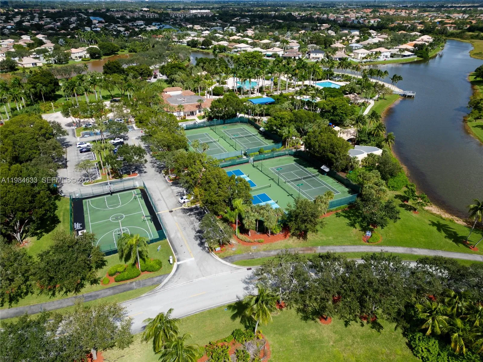 903 Nw 167th Ave, Pembroke Pines, Florida 33028, Pembroke Pines, Florida 33028, 4 Bedrooms Bedrooms, ,2 BathroomsBathrooms,Residential Lease,For Rent,903 Nw 167th Ave, Pembroke Pines, Florida 33028,A11984633