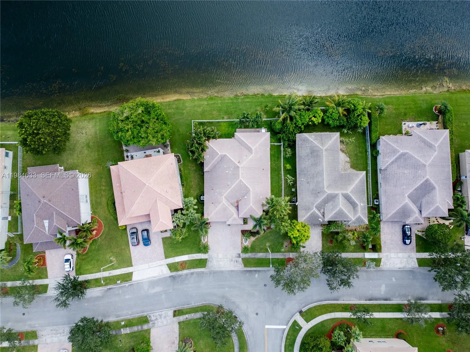 903 Nw 167th Ave, Pembroke Pines, Florida 33028, Pembroke Pines, Florida 33028, 4 Bedrooms Bedrooms, ,2 BathroomsBathrooms,Residential Lease,For Rent,903 Nw 167th Ave, Pembroke Pines, Florida 33028,A11984633