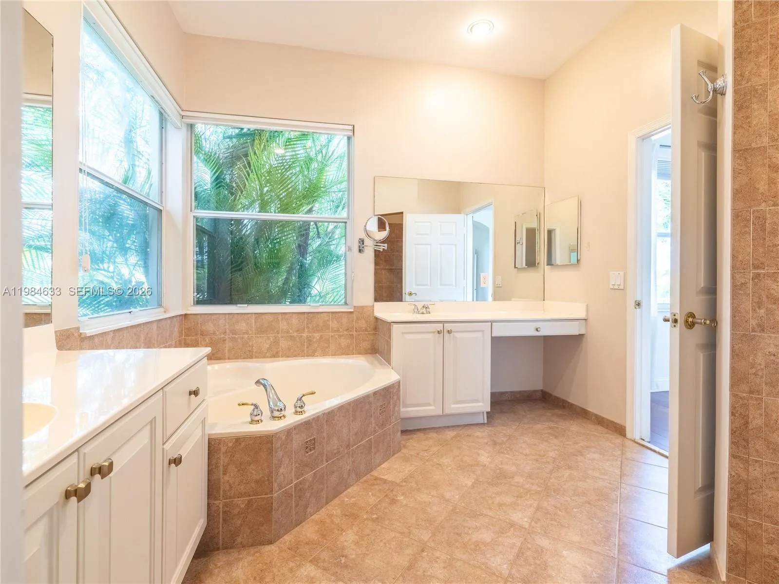 903 Nw 167th Ave, Pembroke Pines, Florida 33028, Pembroke Pines, Florida 33028, 4 Bedrooms Bedrooms, ,2 BathroomsBathrooms,Residential Lease,For Rent,903 Nw 167th Ave, Pembroke Pines, Florida 33028,A11984633