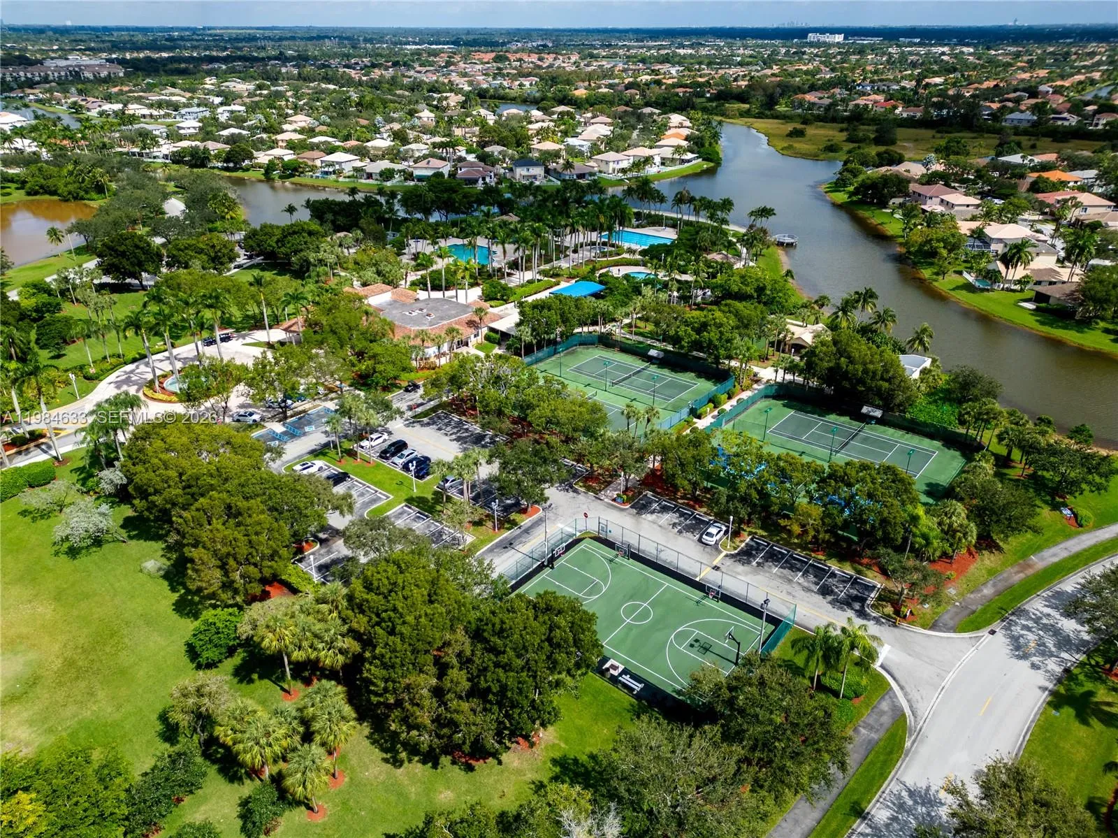 903 Nw 167th Ave, Pembroke Pines, Florida 33028, Pembroke Pines, Florida 33028, 4 Bedrooms Bedrooms, ,2 BathroomsBathrooms,Residential Lease,For Rent,903 Nw 167th Ave, Pembroke Pines, Florida 33028,A11984633