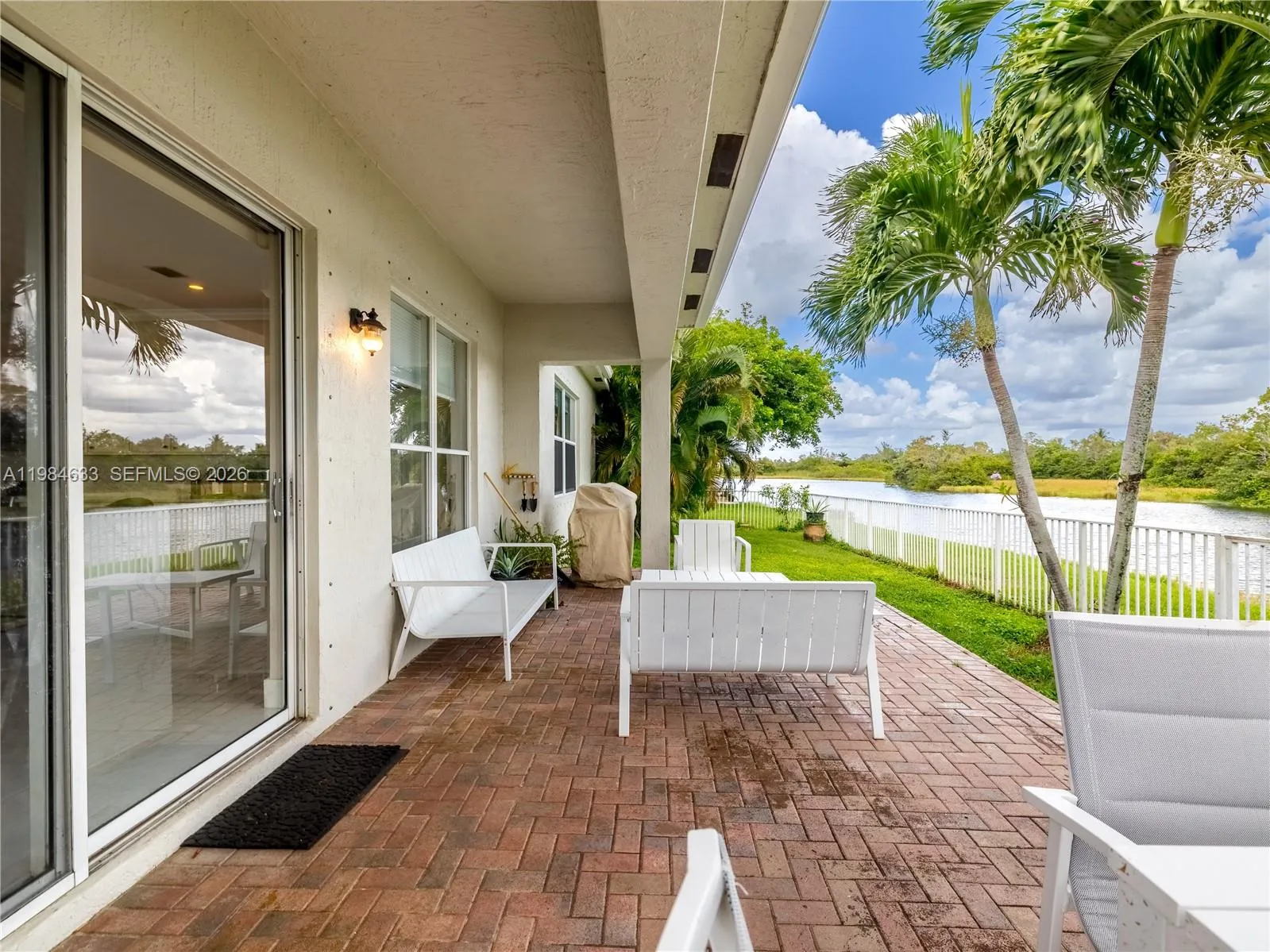 903 Nw 167th Ave, Pembroke Pines, Florida 33028, Pembroke Pines, Florida 33028, 4 Bedrooms Bedrooms, ,2 BathroomsBathrooms,Residential Lease,For Rent,903 Nw 167th Ave, Pembroke Pines, Florida 33028,A11984633