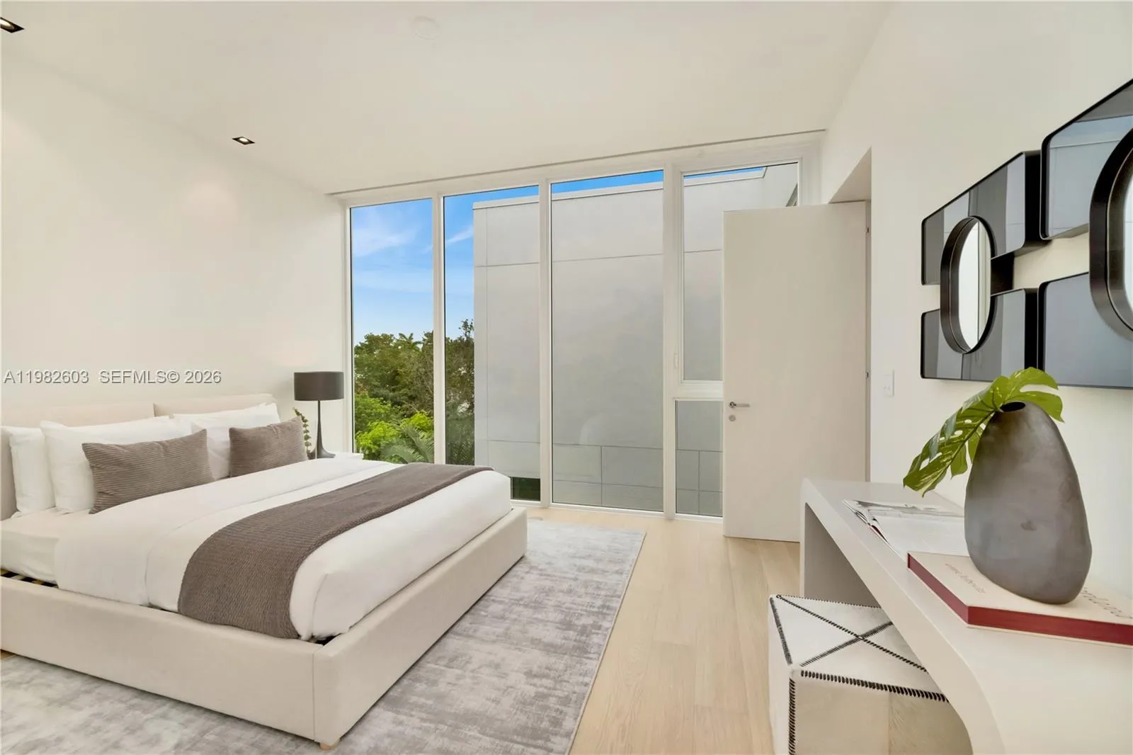 1011 W 48th St 8, Miami Beach, Florida 33140, Miami Beach, Florida 33140, 4 Bedrooms Bedrooms, ,4 BathroomsBathrooms,Residential,For Sale,1011 W 48th St 8, Miami Beach, Florida 33140,A11982603