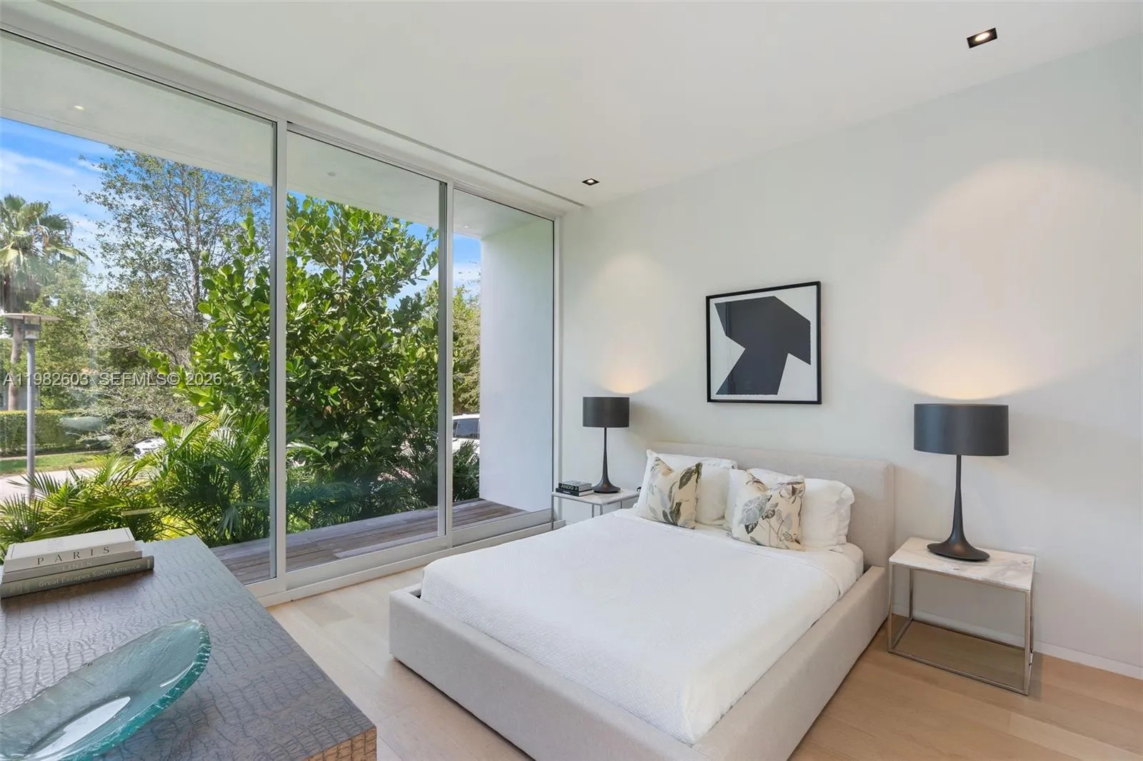 1011 W 48th St 8, Miami Beach, Florida 33140, Miami Beach, Florida 33140, 4 Bedrooms Bedrooms, ,4 BathroomsBathrooms,Residential,For Sale,1011 W 48th St 8, Miami Beach, Florida 33140,A11982603