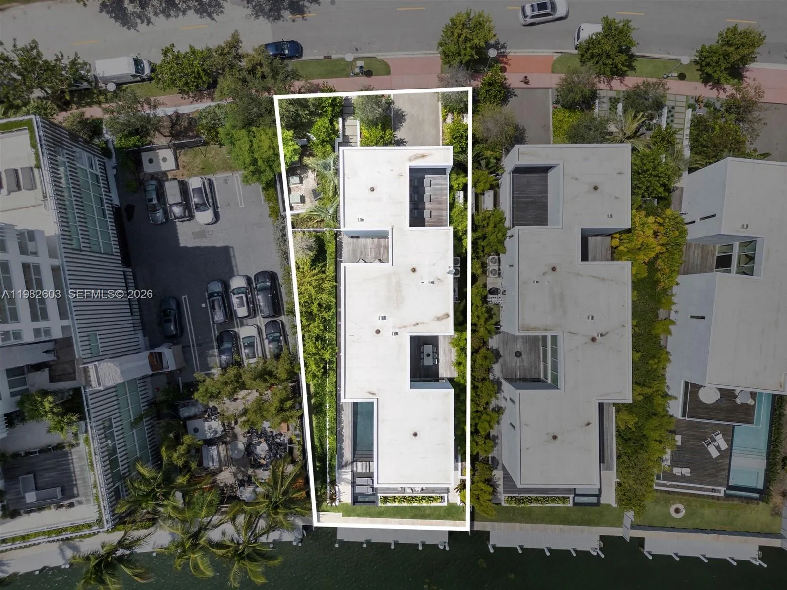 1011 W 48th St 8, Miami Beach, Florida 33140, Miami Beach, Florida 33140, 4 Bedrooms Bedrooms, ,4 BathroomsBathrooms,Residential,For Sale,1011 W 48th St 8, Miami Beach, Florida 33140,A11982603