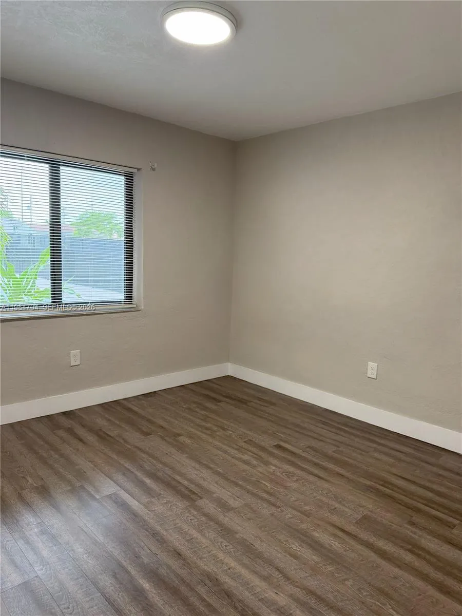 805 W 30th St 8, Hialeah, Florida 33012, Hialeah, Florida 33012, 2 Bedrooms Bedrooms, ,1 BathroomBathrooms,Residential Lease,For Rent,805 W 30th St 8, Hialeah, Florida 33012,A11984704