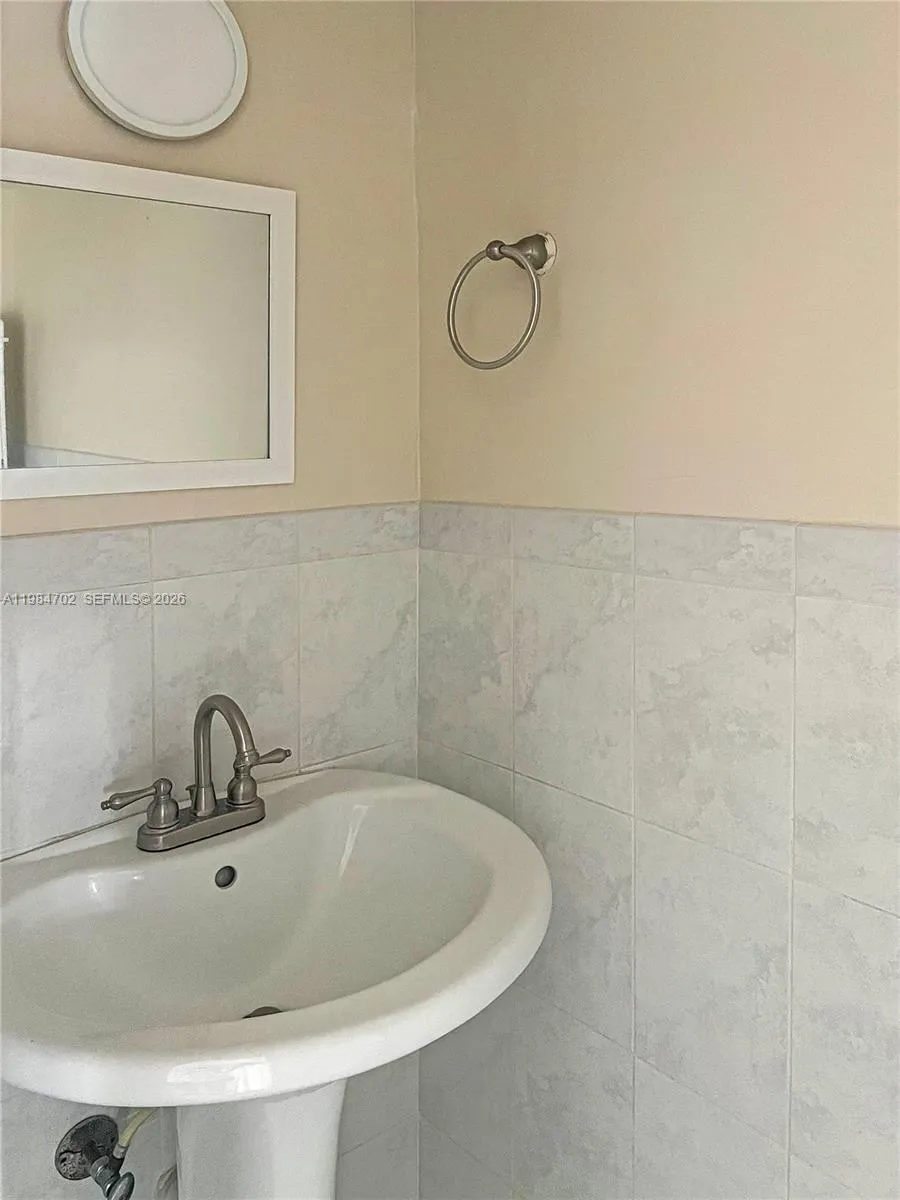 5447 W 22nd Ct 5447, Hialeah, Florida 33016, Hialeah, Florida 33016, 2 Bedrooms Bedrooms, ,1 BathroomBathrooms,Residential Lease,For Rent,5447 W 22nd Ct 5447, Hialeah, Florida 33016,A11984702