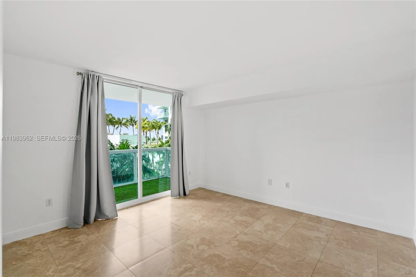 1800 N Bayshore Dr 1208, Miami, Florida 33132, Miami, Florida 33132, 1 Bedroom Bedrooms, ,1 BathroomBathrooms,Residential,For Sale,1800 N Bayshore Dr 1208, Miami, Florida 33132,A11983962
