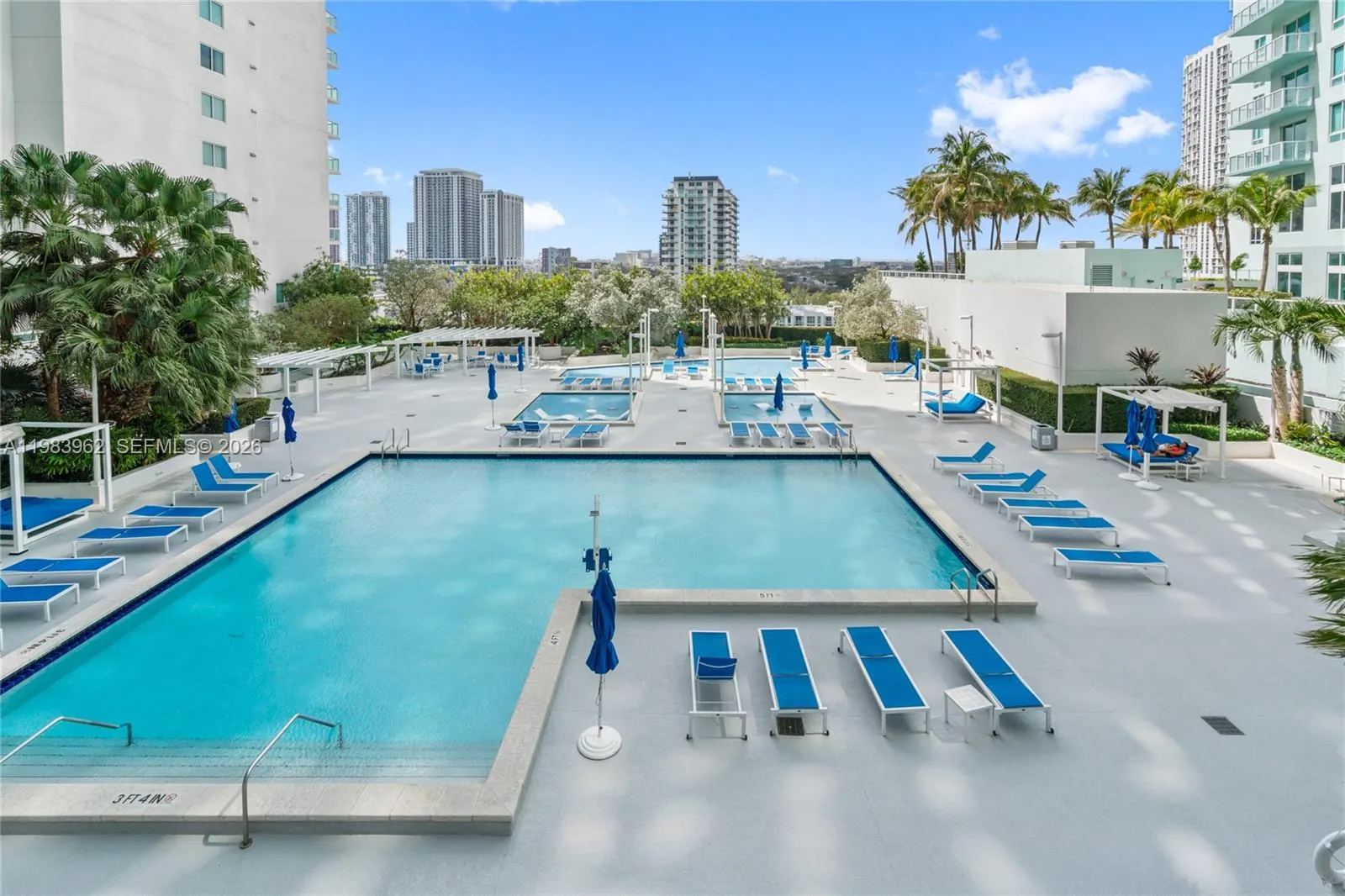 1800 N Bayshore Dr 1208, Miami, Florida 33132, Miami, Florida 33132, 1 Bedroom Bedrooms, ,1 BathroomBathrooms,Residential,For Sale,1800 N Bayshore Dr 1208, Miami, Florida 33132,A11983962