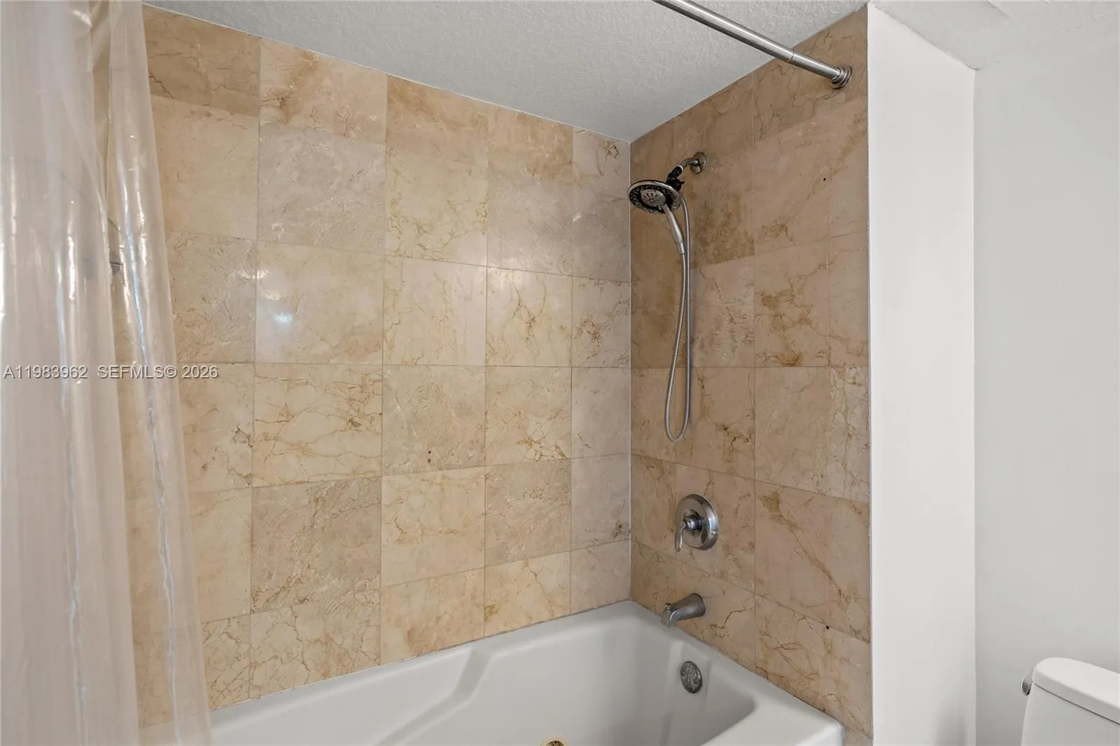 1800 N Bayshore Dr 1208, Miami, Florida 33132, Miami, Florida 33132, 1 Bedroom Bedrooms, ,1 BathroomBathrooms,Residential,For Sale,1800 N Bayshore Dr 1208, Miami, Florida 33132,A11983962