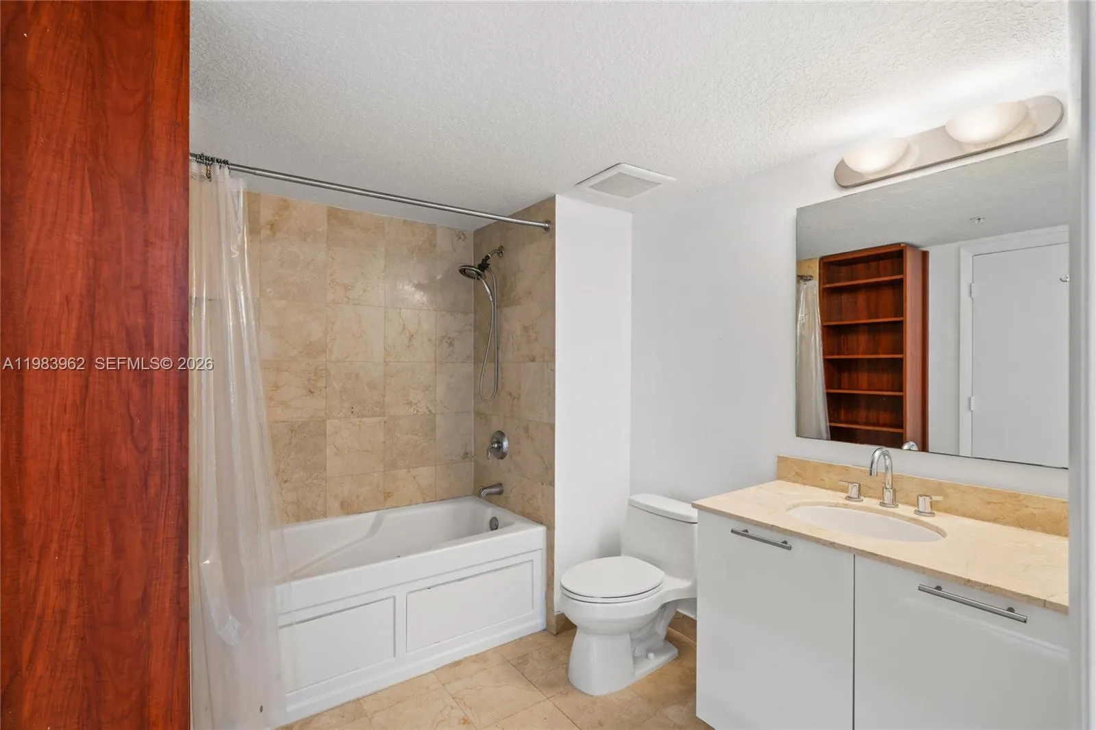 1800 N Bayshore Dr 1208, Miami, Florida 33132, Miami, Florida 33132, 1 Bedroom Bedrooms, ,1 BathroomBathrooms,Residential,For Sale,1800 N Bayshore Dr 1208, Miami, Florida 33132,A11983962