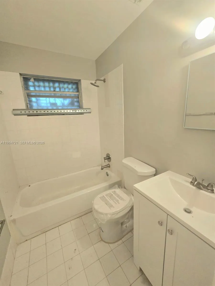 10301 Sw 175 Street, Miami, Florida 33157, Miami, Florida 33157, 4 Bedrooms Bedrooms, ,2 BathroomsBathrooms,Residential Lease,For Rent,10301 Sw 175 Street, Miami, Florida 33157,A11984721