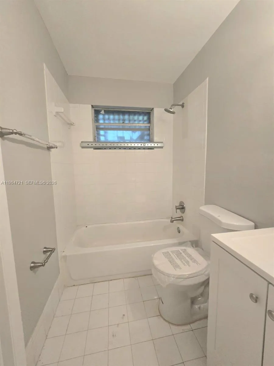 10301 Sw 175 Street, Miami, Florida 33157, Miami, Florida 33157, 4 Bedrooms Bedrooms, ,2 BathroomsBathrooms,Residential Lease,For Rent,10301 Sw 175 Street, Miami, Florida 33157,A11984721