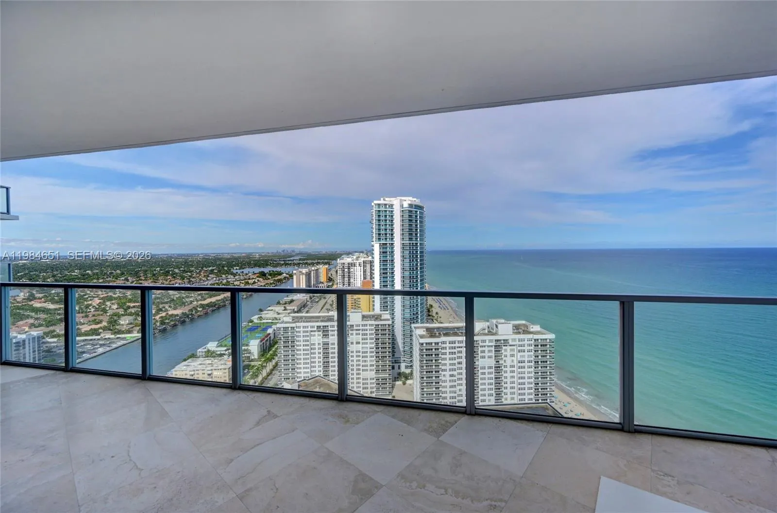 3101 S Ocean Dr 3203, Hollywood, Florida 33019, Hollywood, Florida 33019, 3 Bedrooms Bedrooms, ,3 BathroomsBathrooms,Residential Lease,For Rent,3101 S Ocean Dr 3203, Hollywood, Florida 33019,A11984651
