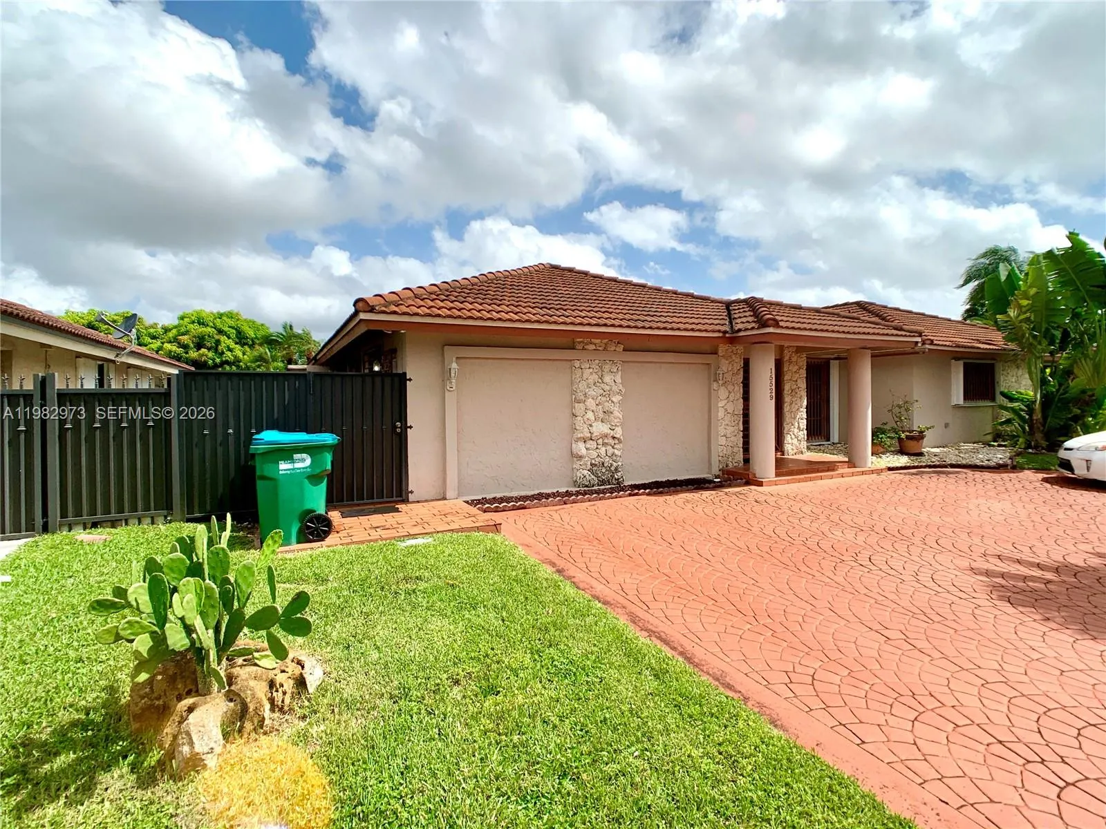 15529 Sw 69th Ter Side, Miami, Florida 33193, Miami, Florida 33193, ,1 BathroomBathrooms,Residential Lease,For Rent,15529 Sw 69th Ter Side, Miami, Florida 33193,A11982973