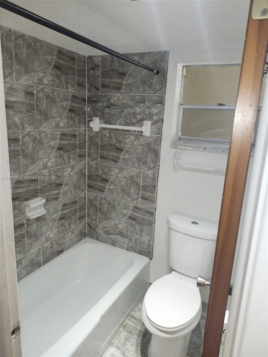 14901 Sw 4th St 14a, Pembroke Pines, Florida 33027, Pembroke Pines, Florida 33027, 1 Bedroom Bedrooms, ,1 BathroomBathrooms,Residential,For Sale,14901 Sw 4th St 14a, Pembroke Pines, Florida 33027,A11984521