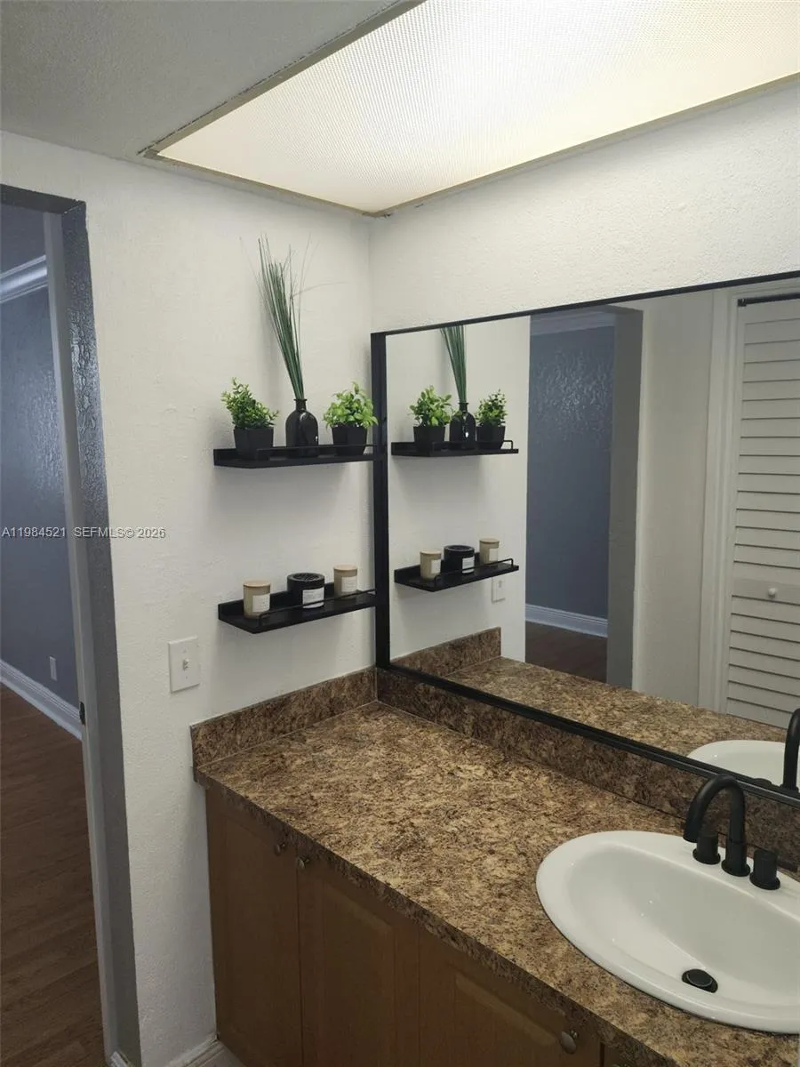 14901 Sw 4th St 14a, Pembroke Pines, Florida 33027, Pembroke Pines, Florida 33027, 1 Bedroom Bedrooms, ,1 BathroomBathrooms,Residential,For Sale,14901 Sw 4th St 14a, Pembroke Pines, Florida 33027,A11984521