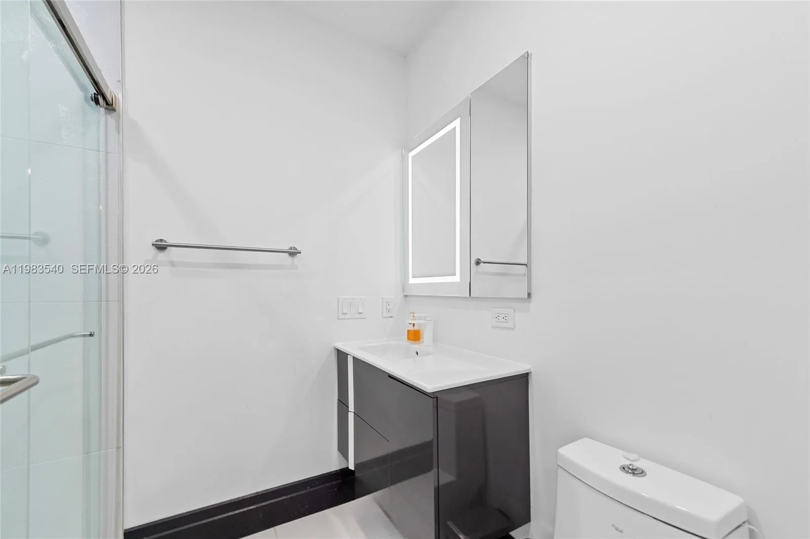 13253 Sw 25th Pl, Davie, Florida 33325, Davie, Florida 33325, 4 Bedrooms Bedrooms, ,4 BathroomsBathrooms,Residential,For Sale,13253 Sw 25th Pl, Davie, Florida 33325,A11983540