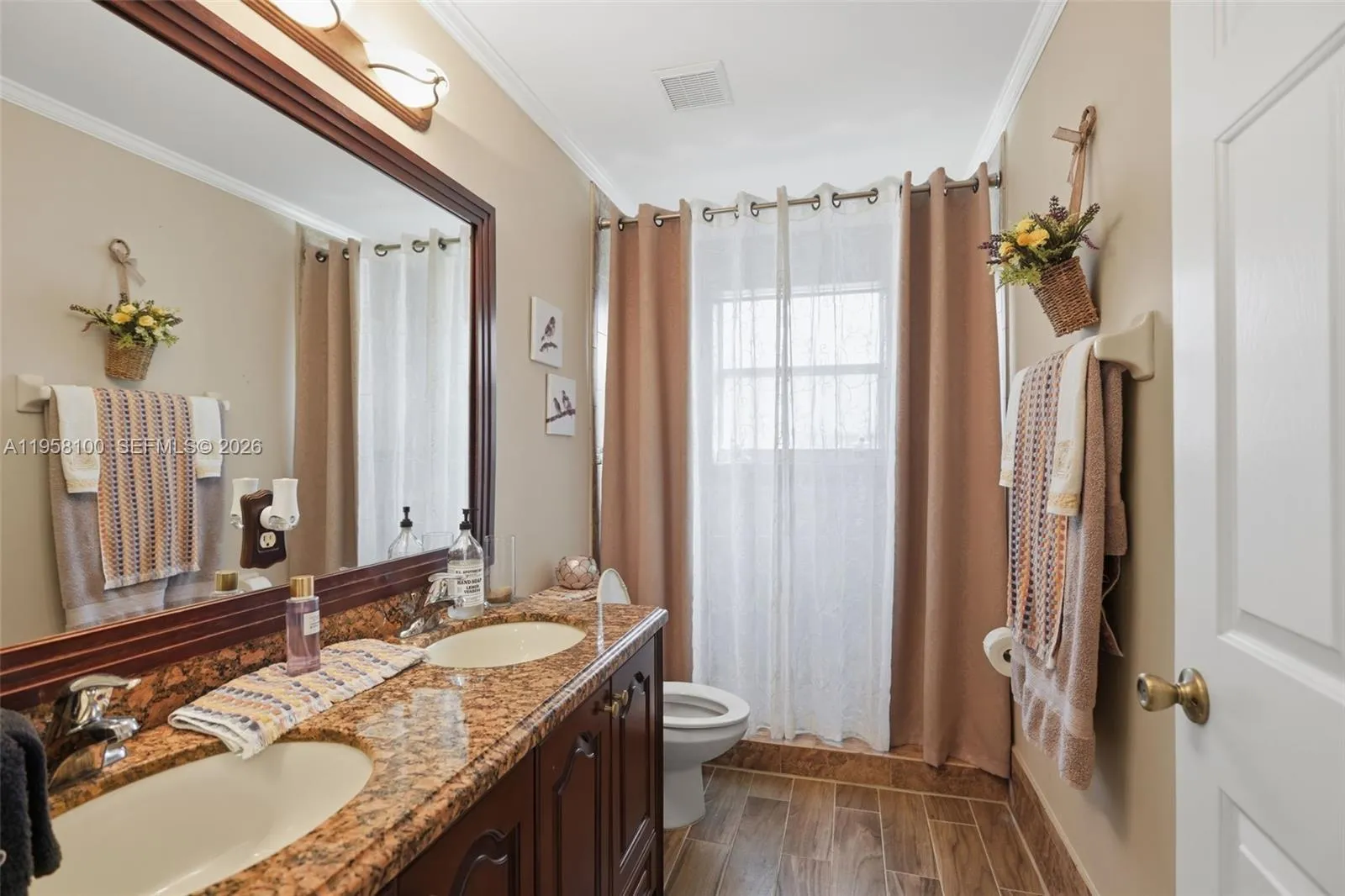 13351 Sw 45th Dr, Miramar, Florida 33027, Miramar, Florida 33027, 6 Bedrooms Bedrooms, 11 Rooms Rooms,4 BathroomsBathrooms,Residential,For Sale,13351 Sw 45th Dr, Miramar, Florida 33027,A11958100