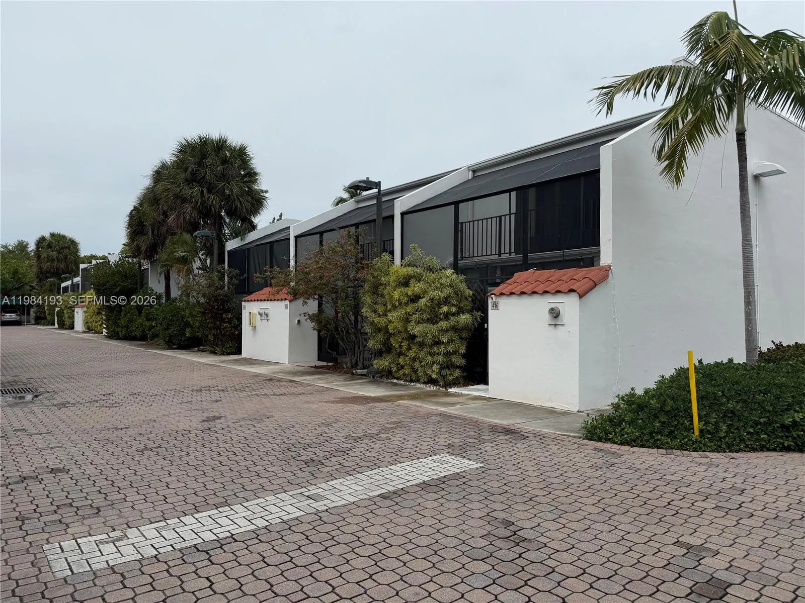 350 Grapetree Dr 410, Key Biscayne, Florida 33149, Key Biscayne, Florida 33149, 2 Bedrooms Bedrooms, ,2 BathroomsBathrooms,Residential Lease,For Rent,350 Grapetree Dr 410, Key Biscayne, Florida 33149,A11984193