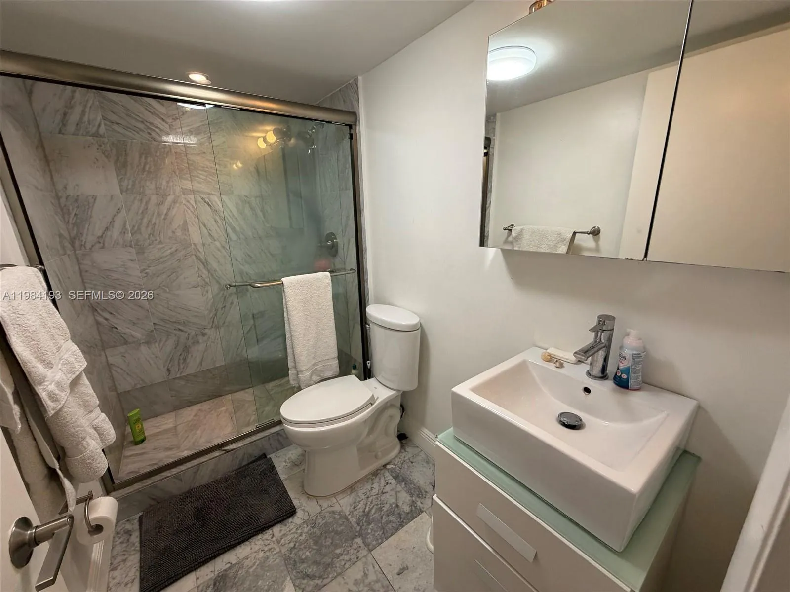 350 Grapetree Dr 410, Key Biscayne, Florida 33149, Key Biscayne, Florida 33149, 2 Bedrooms Bedrooms, ,2 BathroomsBathrooms,Residential Lease,For Rent,350 Grapetree Dr 410, Key Biscayne, Florida 33149,A11984193