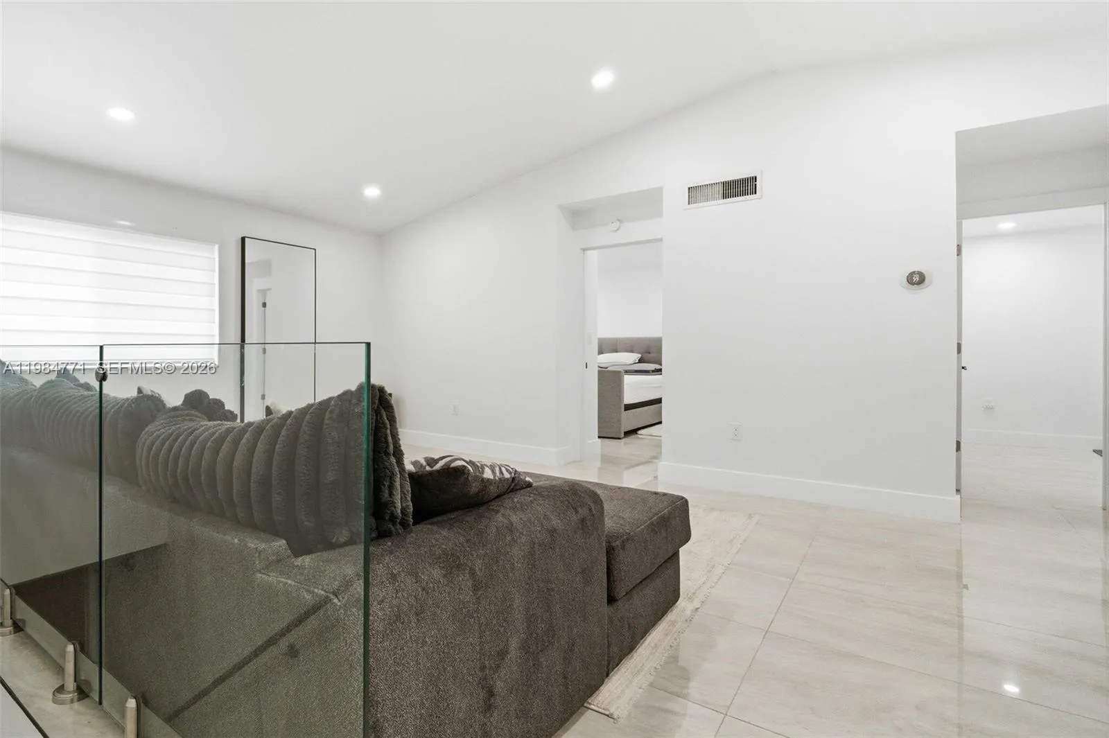 8027 Lake Dr 204, Doral, Florida 33166, Doral, Florida 33166, 2 Bedrooms Bedrooms, 1 Room Rooms,2 BathroomsBathrooms,Residential,For Sale,8027 Lake Dr 204, Doral, Florida 33166,A11984771