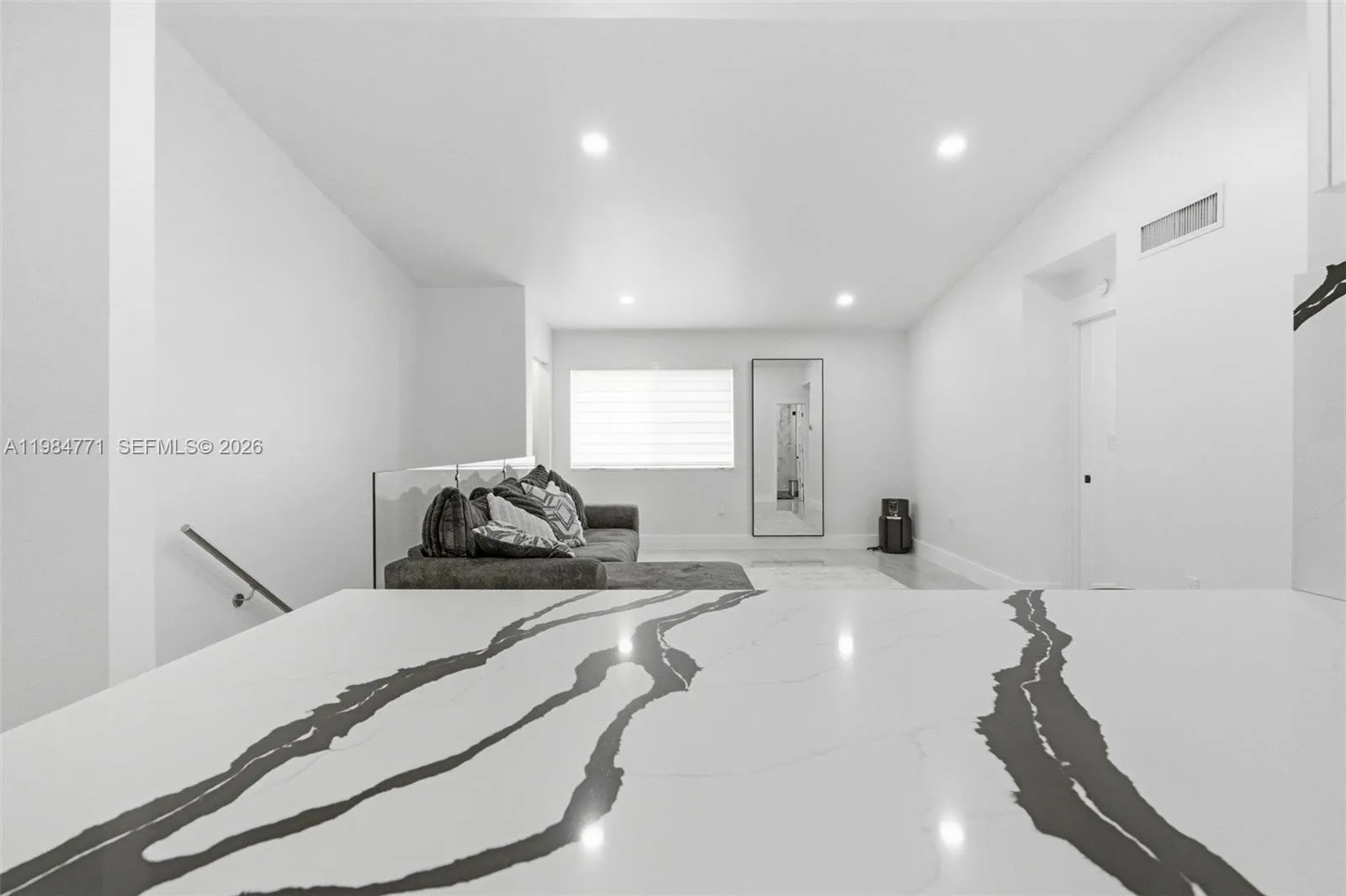 8027 Lake Dr 204, Doral, Florida 33166, Doral, Florida 33166, 2 Bedrooms Bedrooms, 1 Room Rooms,2 BathroomsBathrooms,Residential,For Sale,8027 Lake Dr 204, Doral, Florida 33166,A11984771