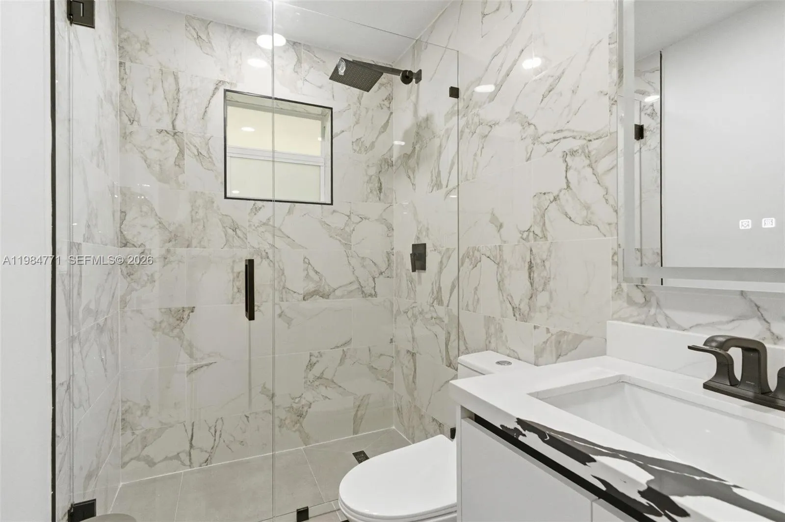 8027 Lake Dr 204, Doral, Florida 33166, Doral, Florida 33166, 2 Bedrooms Bedrooms, 1 Room Rooms,2 BathroomsBathrooms,Residential,For Sale,8027 Lake Dr 204, Doral, Florida 33166,A11984771